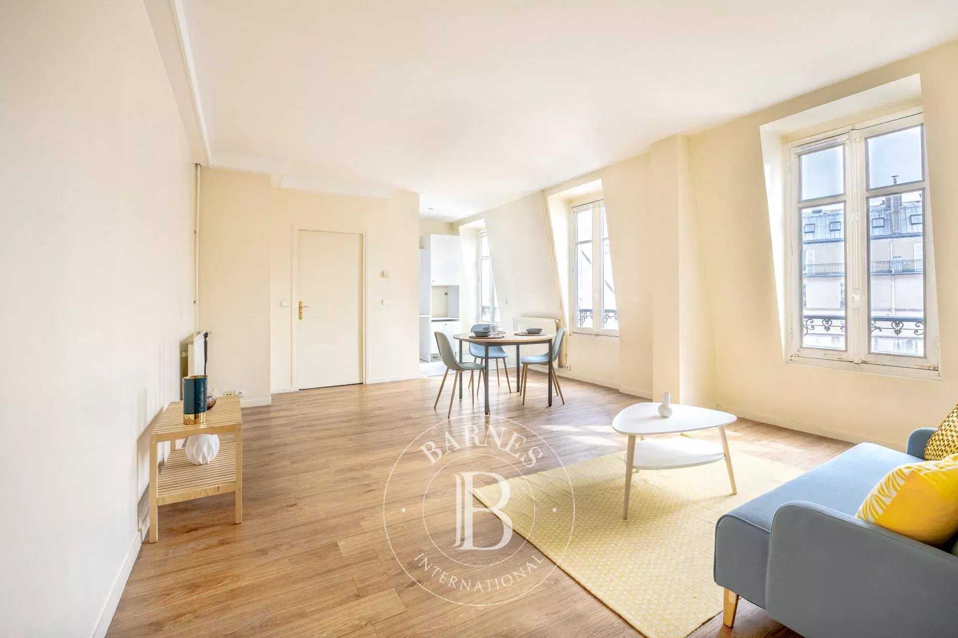 Appartement Paris 75008  -  ref 86947537 (picture 1)