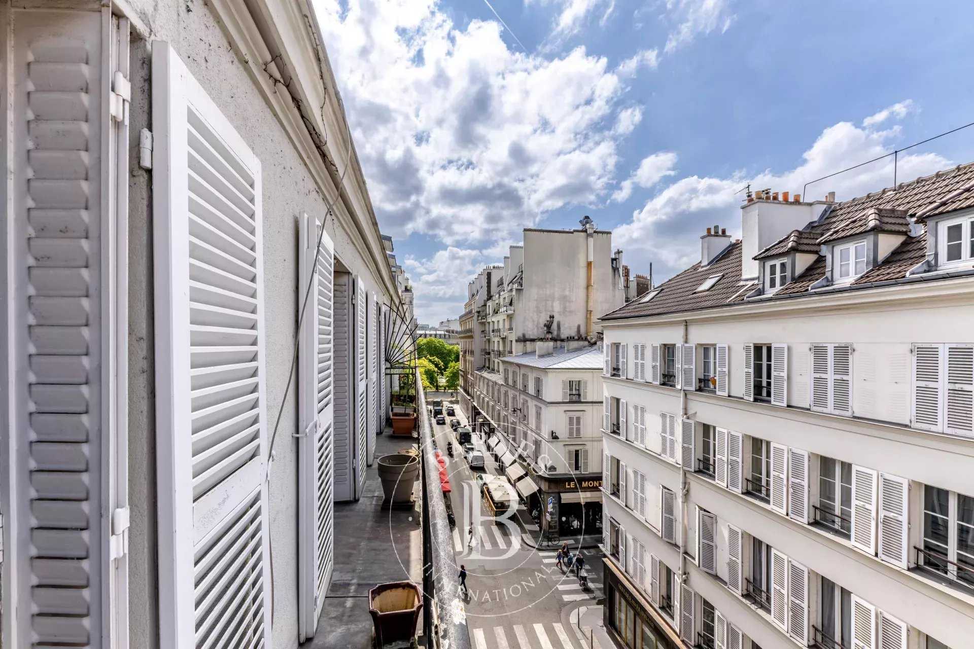 Appartement Paris 75008  -  ref 85838226 (picture 2)