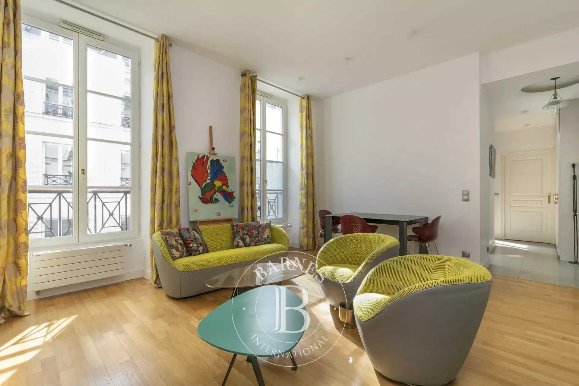 Apartment Paris 75008  -  ref 84433582 (picture 2)