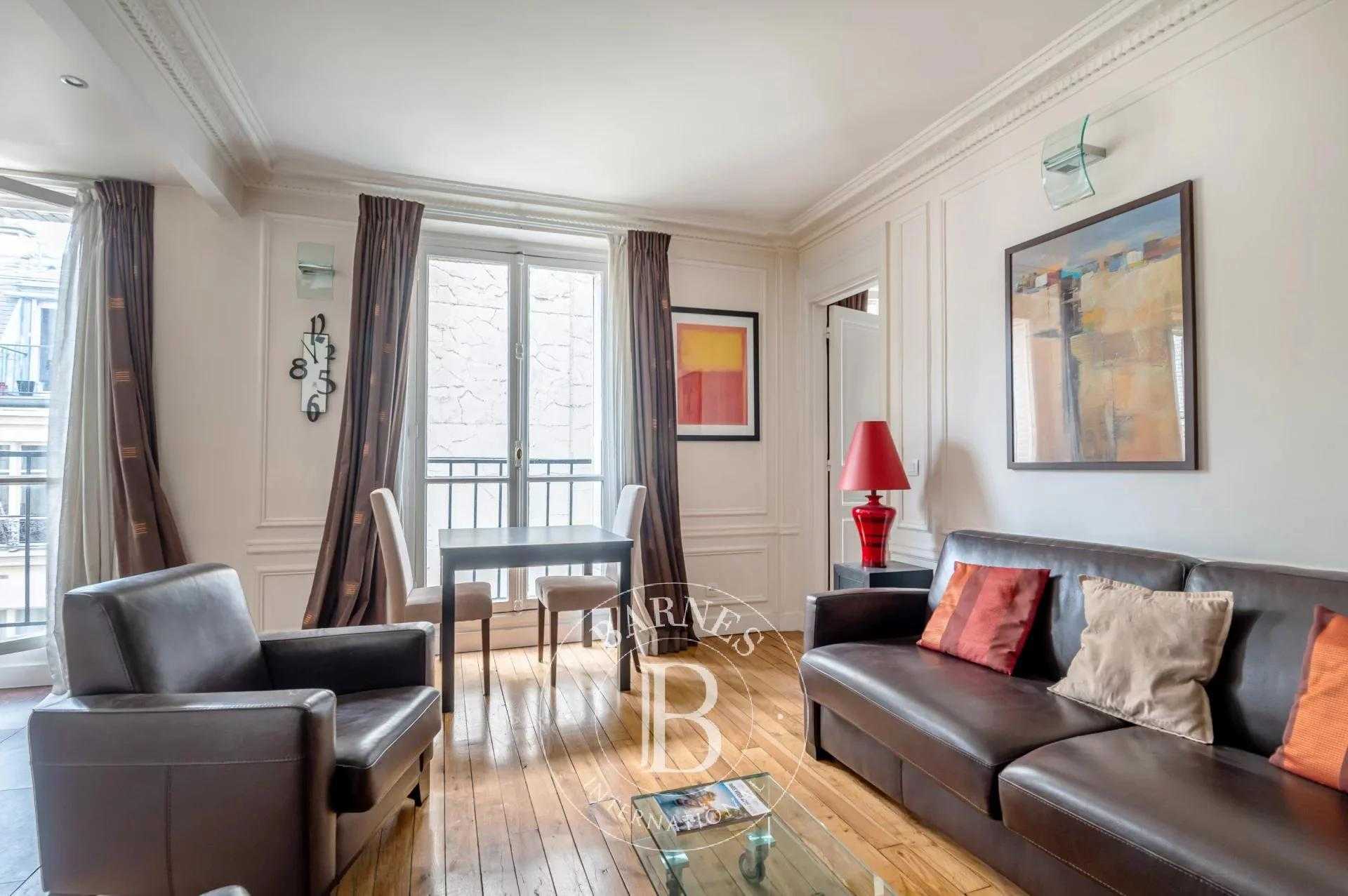 Apartment Paris 75001  -  ref 82329896 (picture 3)