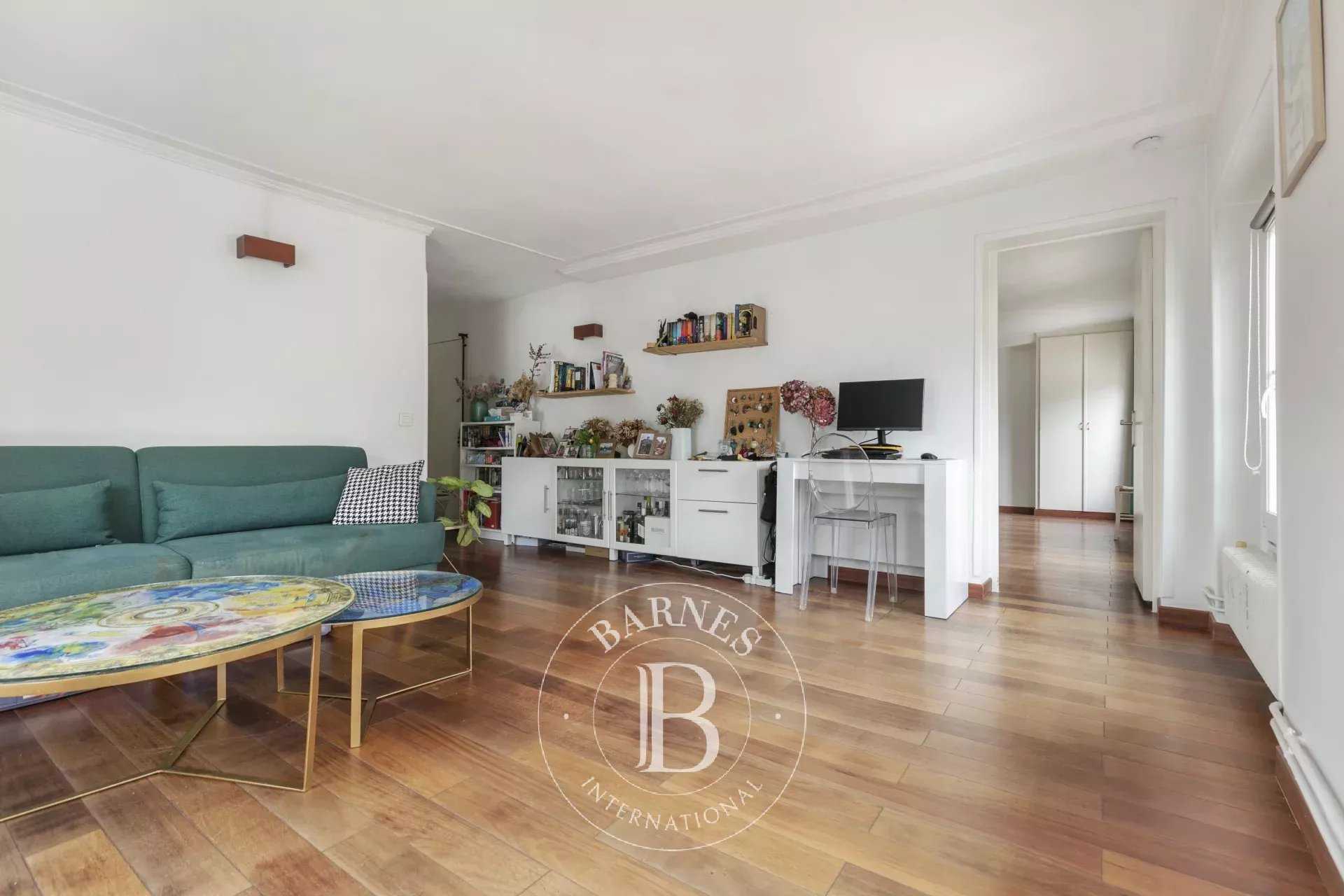 Appartement Paris 75001  -  ref 85934407 (picture 3)