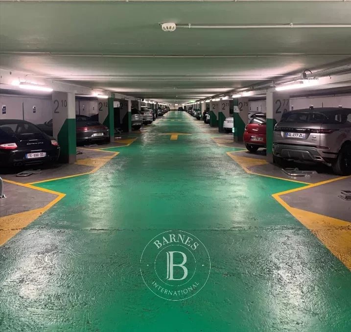 Parking Paris 75017  -  ref 83493517 (picture 2)