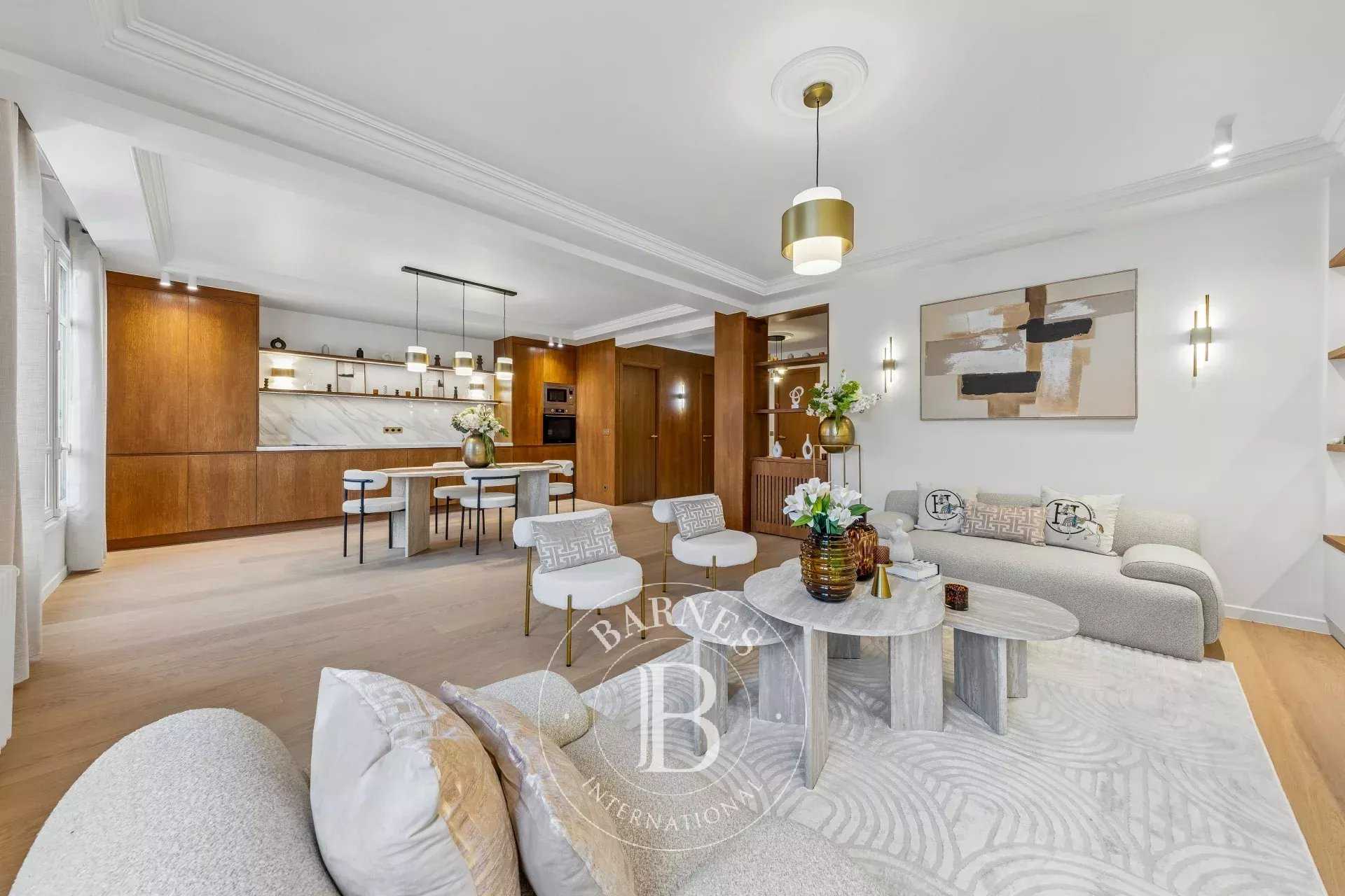 Piso Paris 75008  -  ref 87008074 (picture 1)