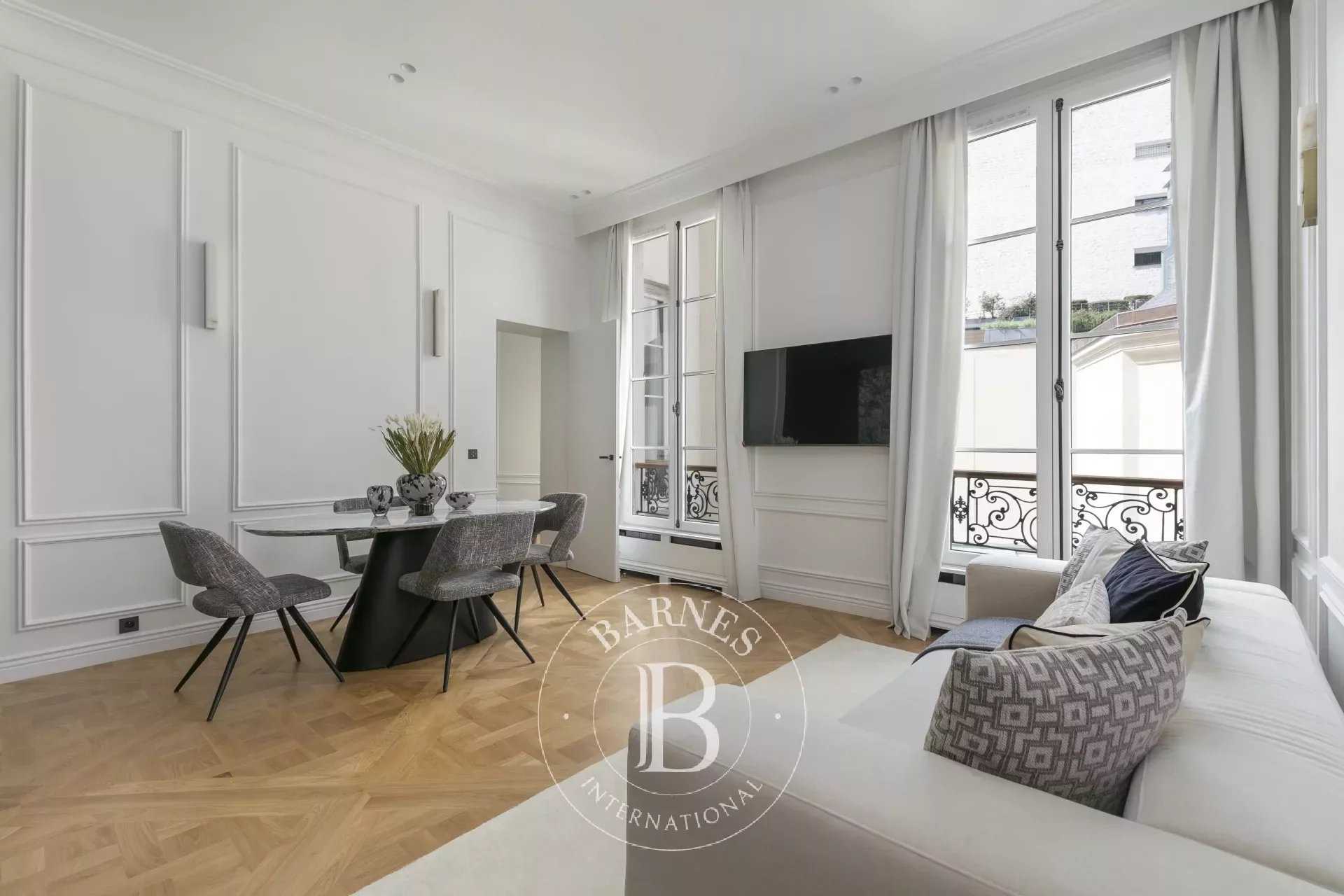 Apartment Paris 75008  -  ref 84708882 (picture 1)