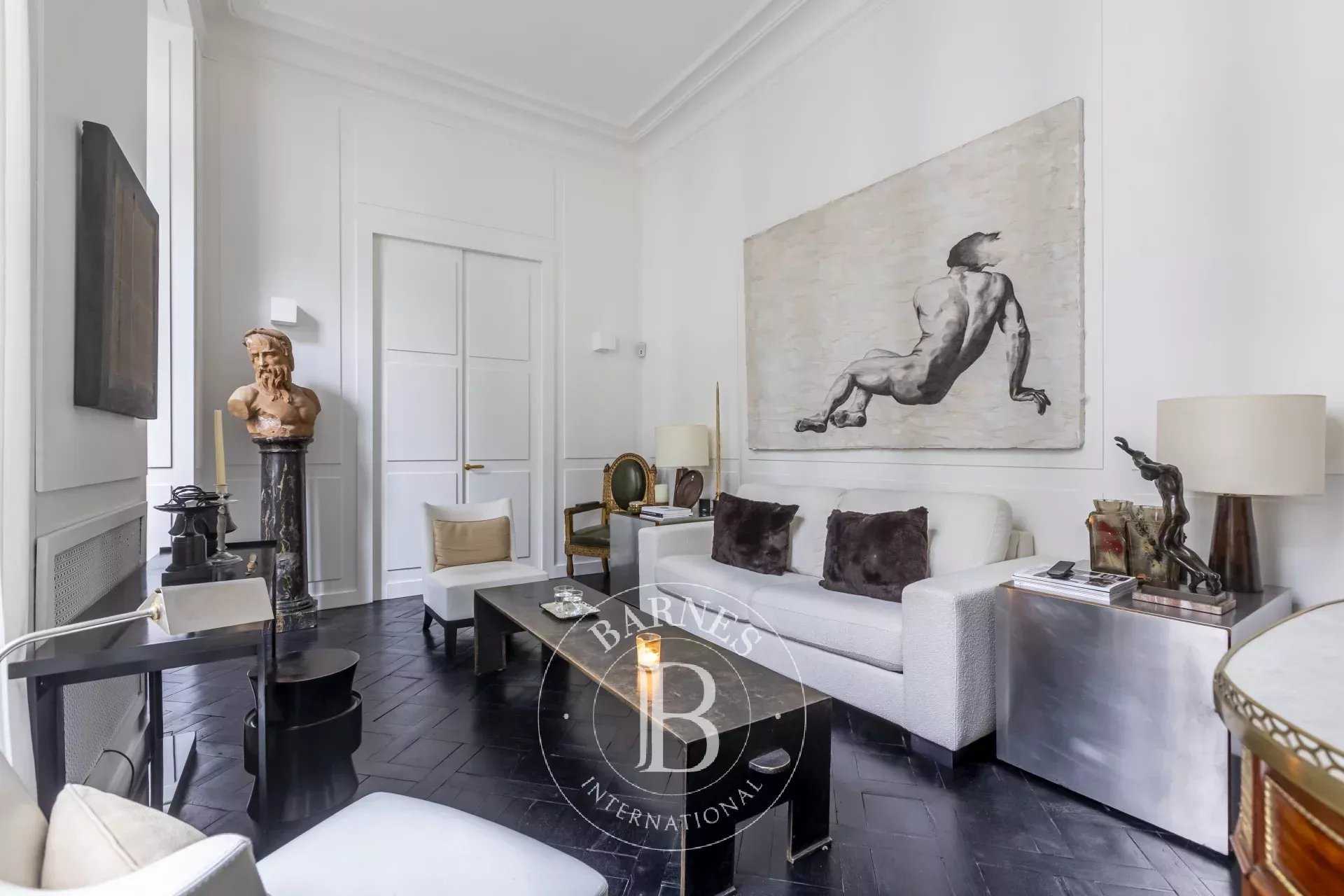 Appartement Paris 75001  -  ref 85670269 (picture 3)