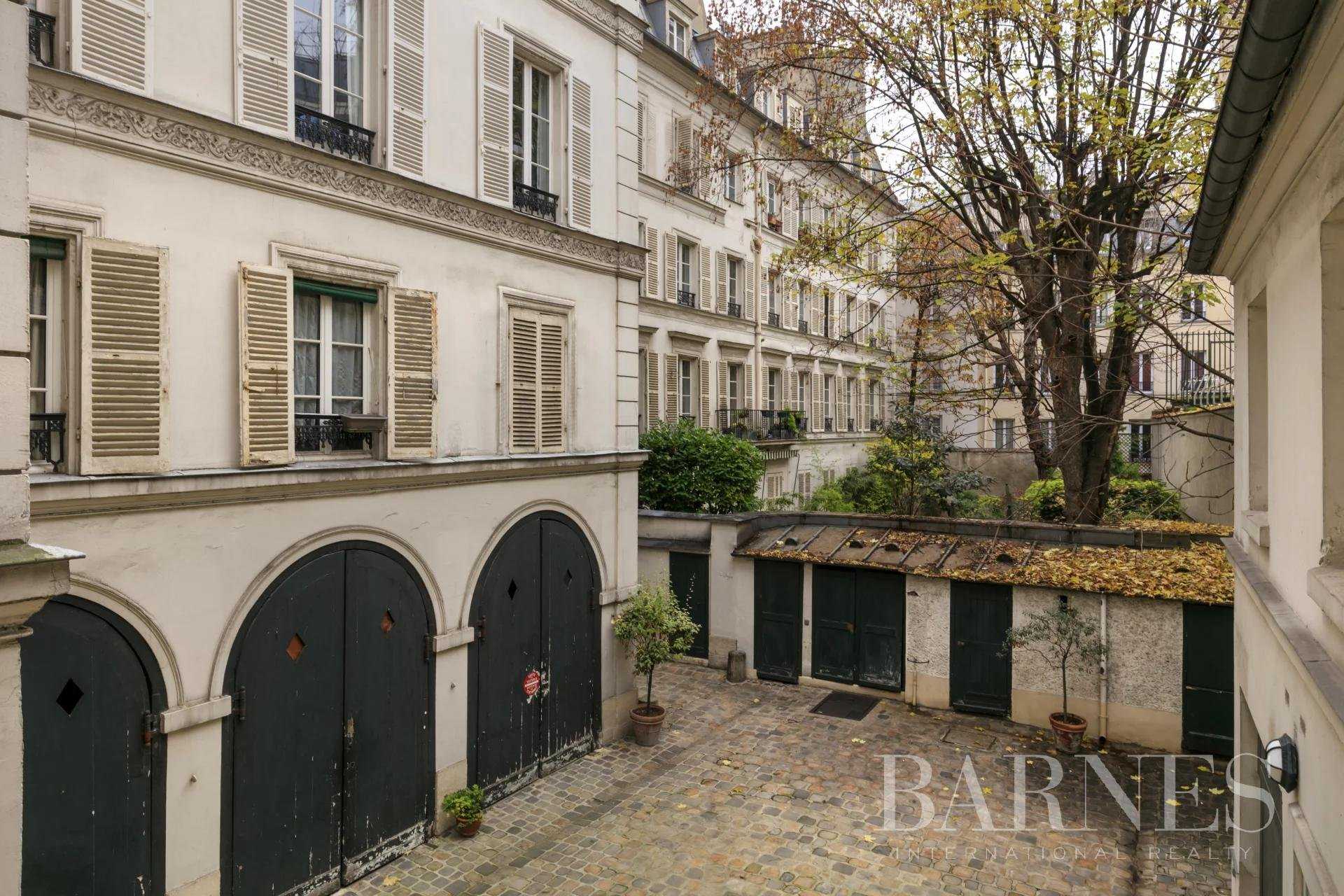 Apartment Paris 75008  -  ref 7862968 (picture 1)