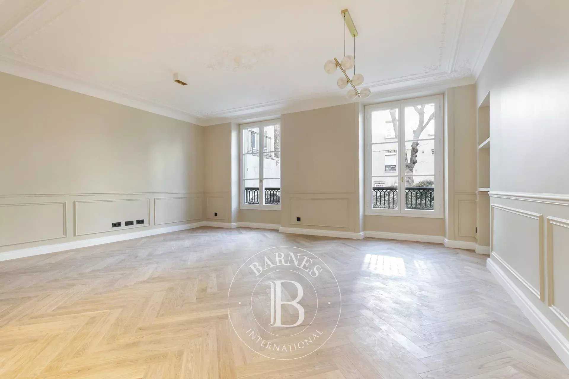 Appartement Paris 75008  -  ref 86730998 (picture 2)