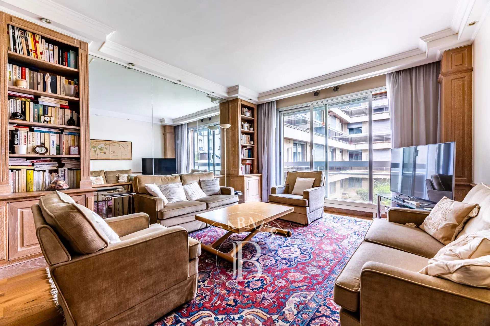 Apartment Paris 75008  -  ref 85975973 (picture 3)