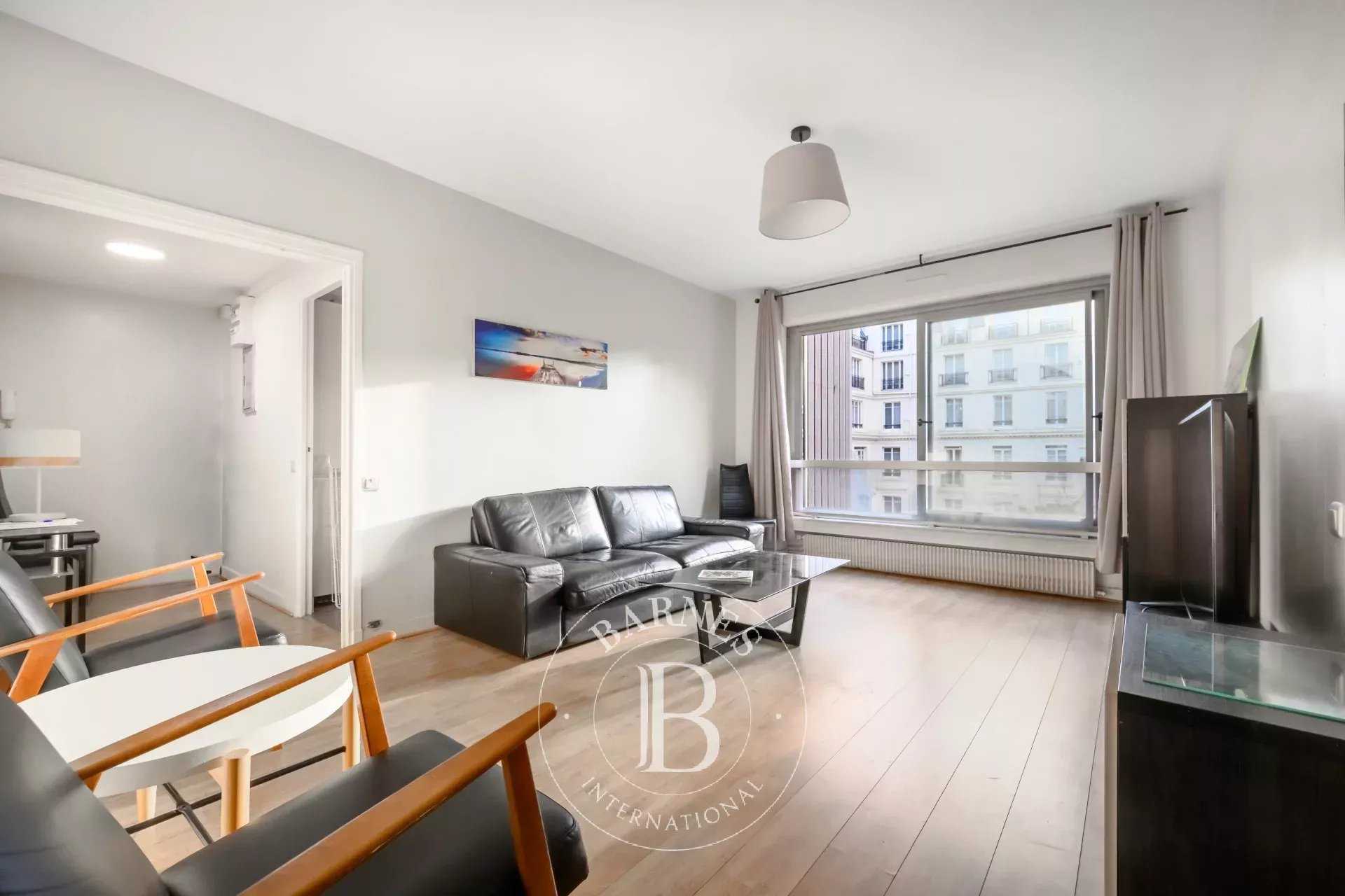 Appartement Paris 75008  -  ref 86371467 (picture 2)