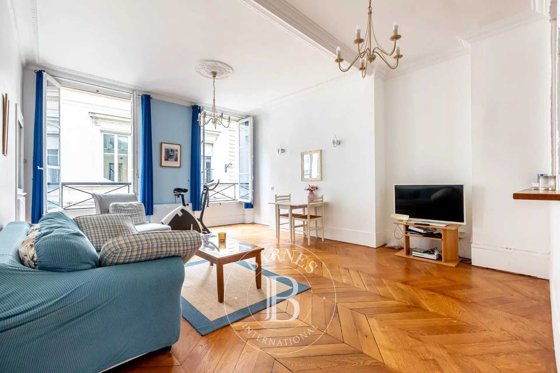 Appartement Paris 75008  -  ref 86344762 (picture 1)