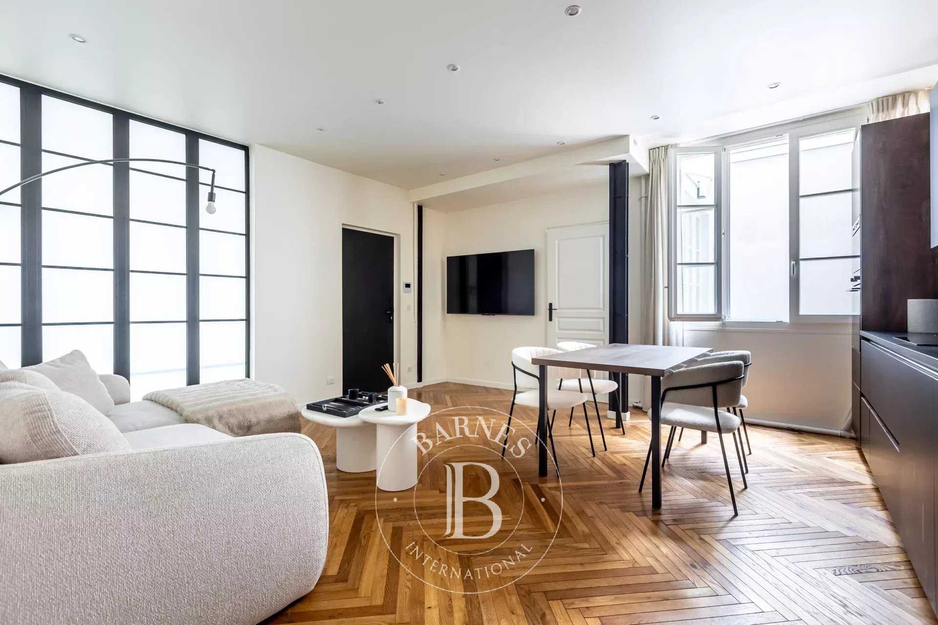 Appartement Paris 75008  -  ref 87020122 (picture 2)