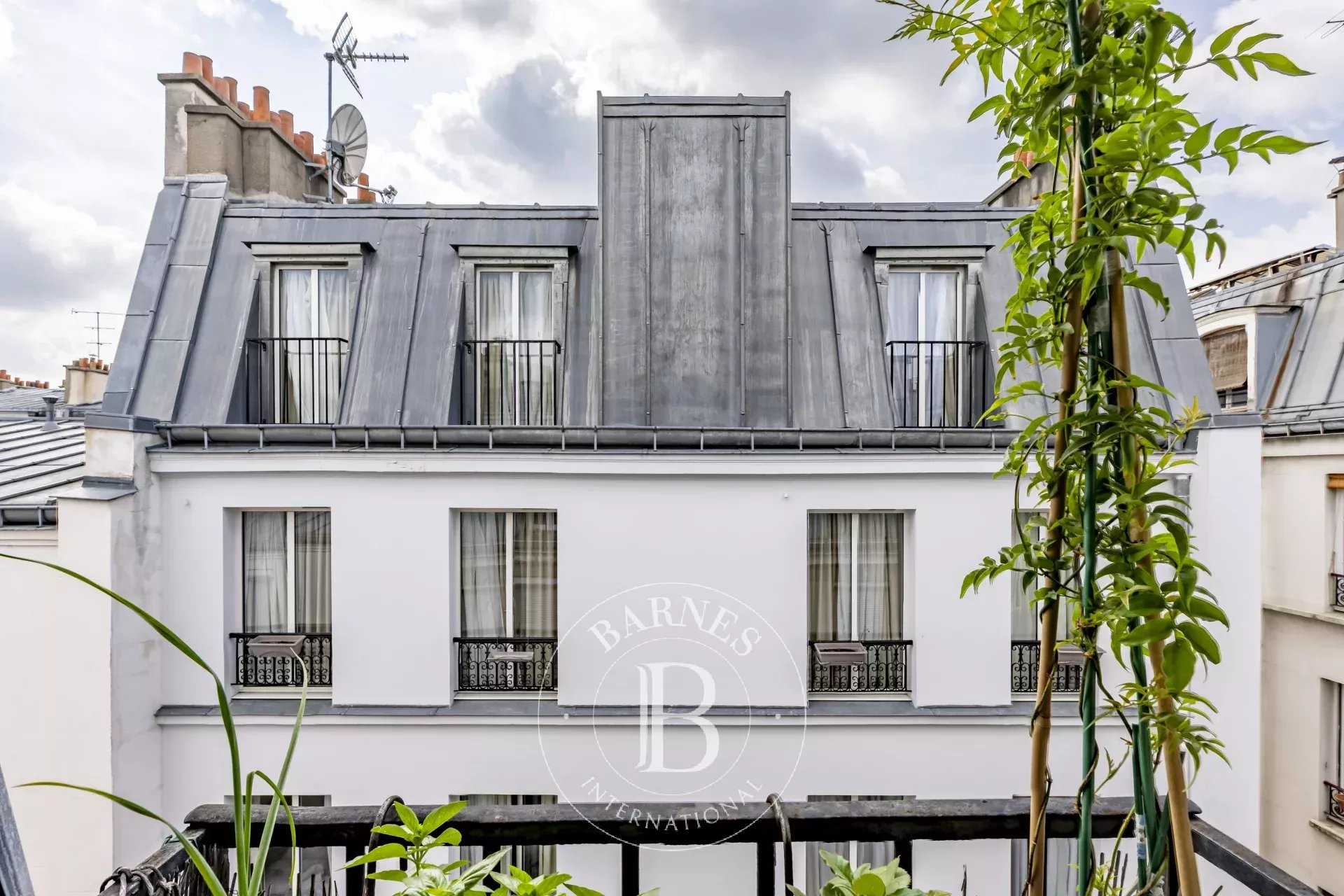 Appartement Paris 75017  -  ref 82851084 (picture 1)