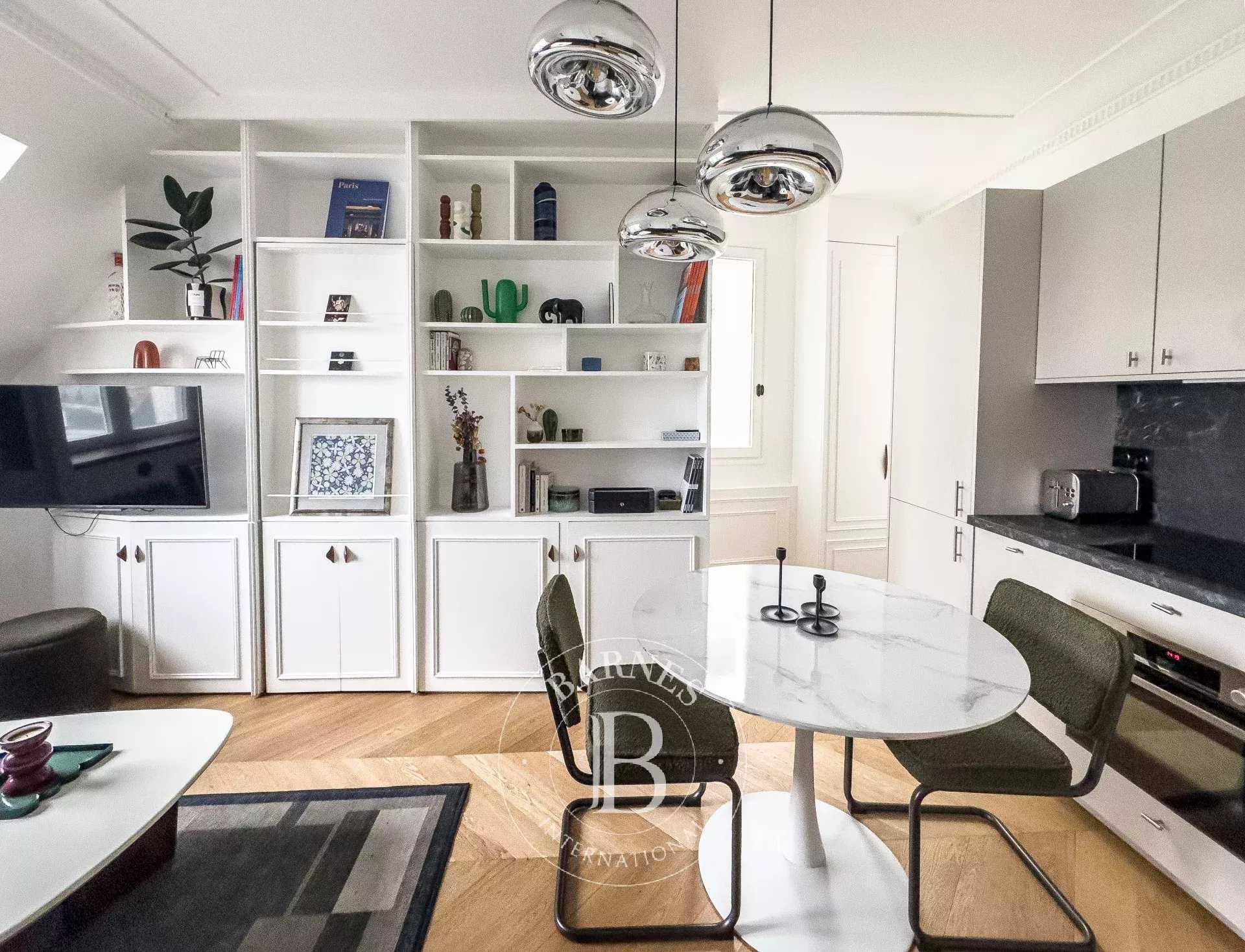 Appartement Paris 75008  -  ref 84592731 (picture 1)