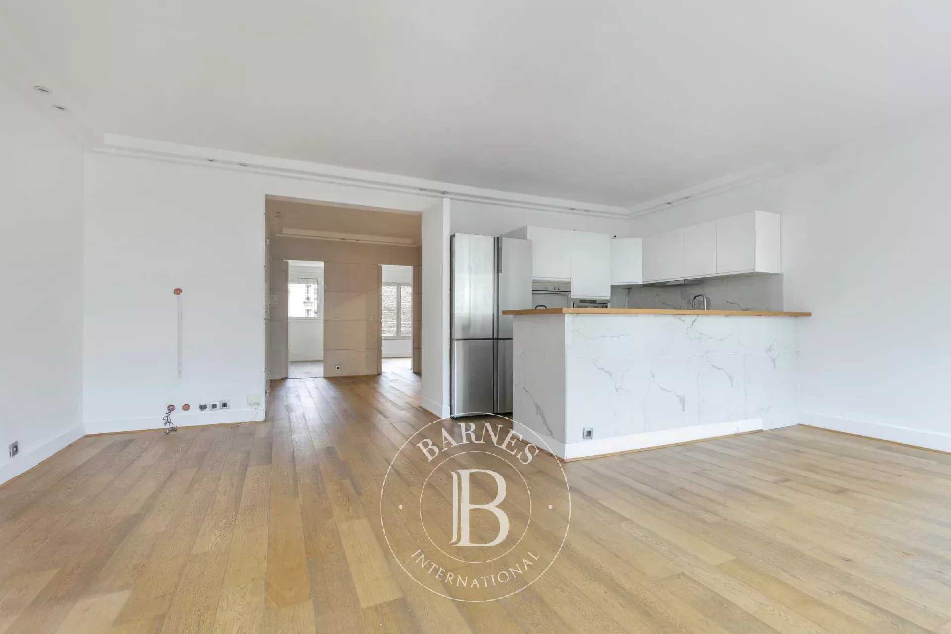 Appartement Paris 75017  -  ref 83509360 (picture 3)
