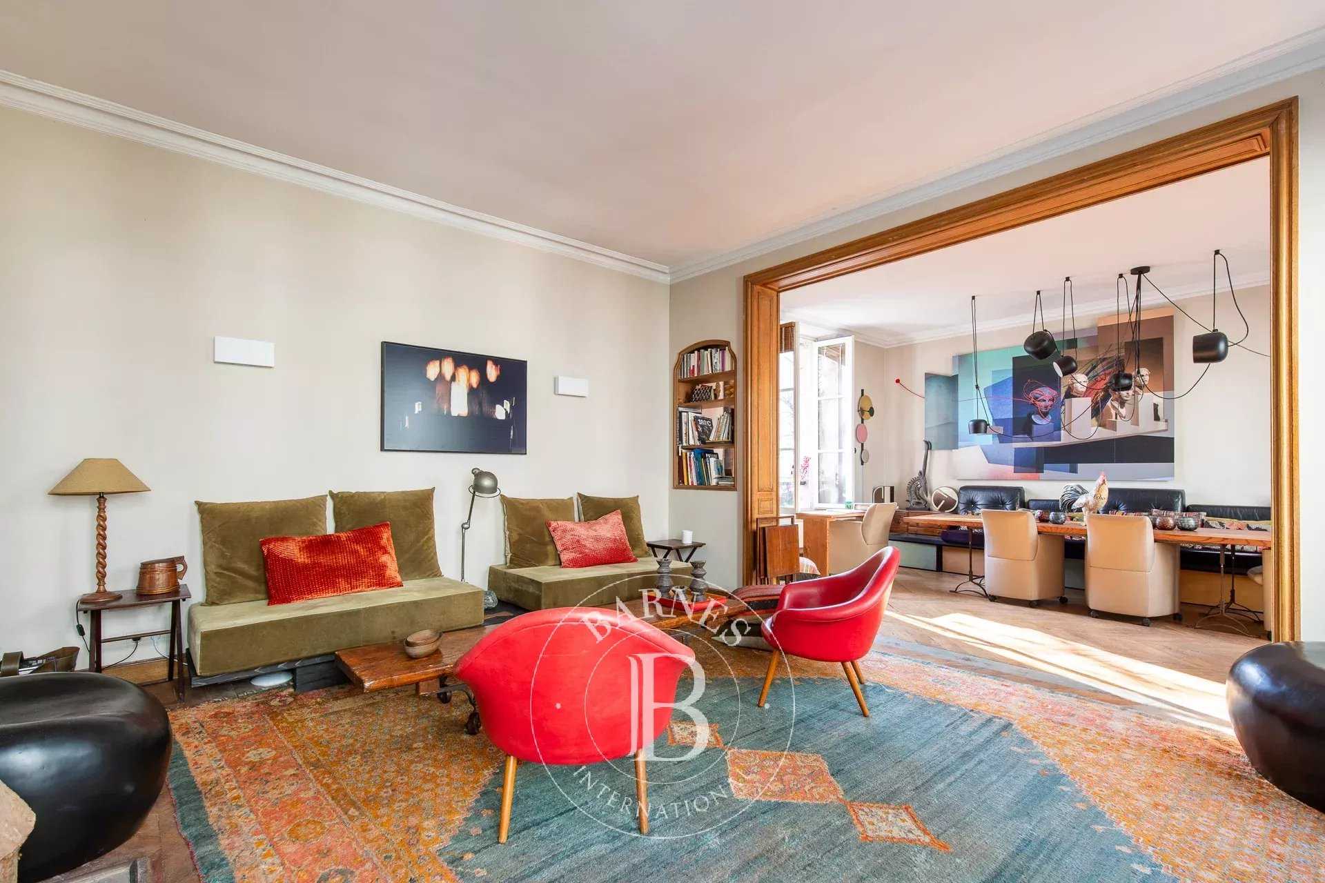 Appartement Paris 75008  -  ref 85647785 (picture 2)