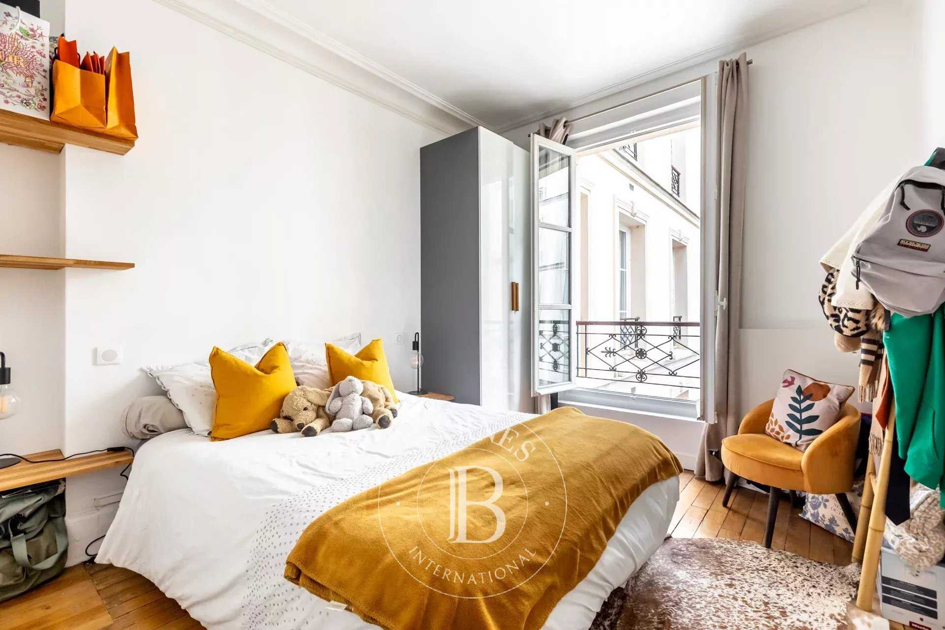 Apartment Paris 75008  -  ref 86227112 (picture 3)