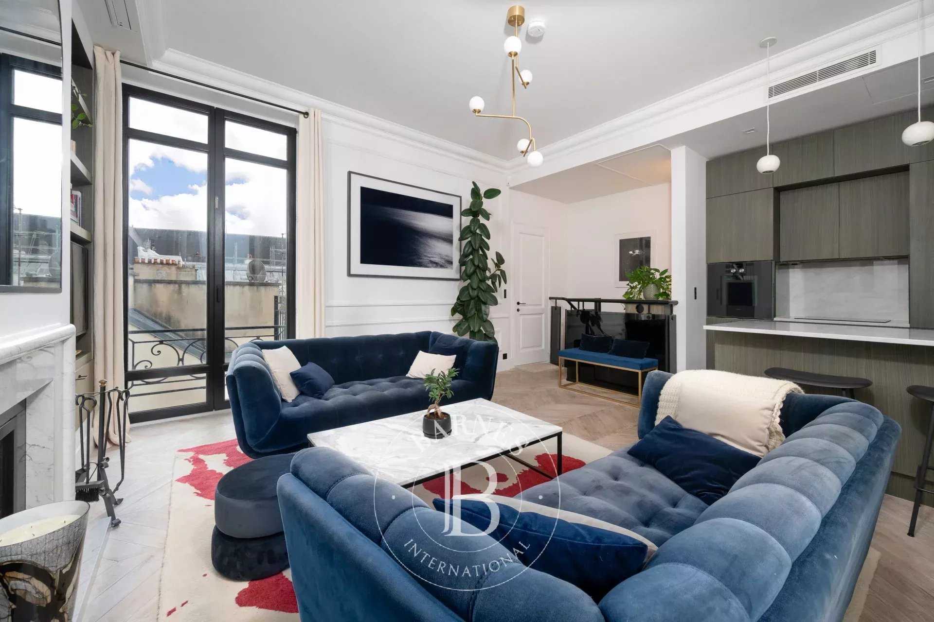 Appartement Paris 75001  -  ref 85771054 (picture 3)