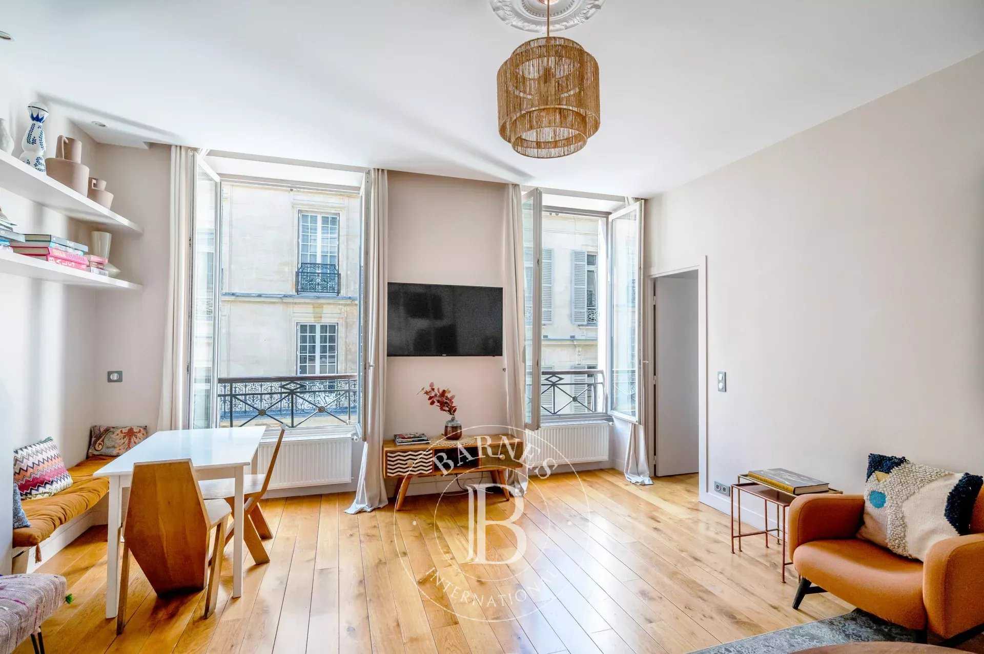 Appartement Paris 75008  -  ref 85711090 (picture 1)