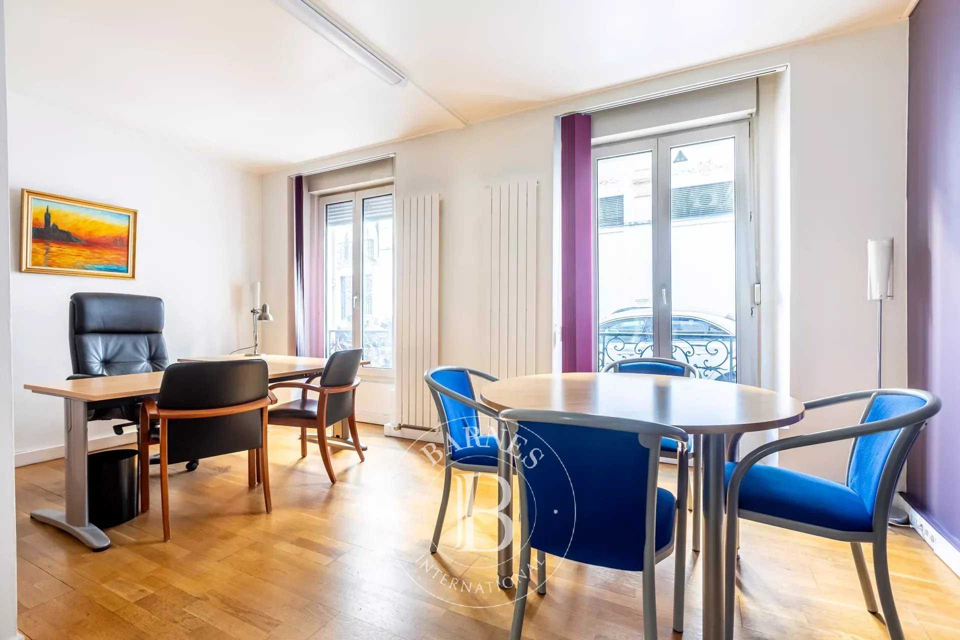 Appartement Paris 75008  -  ref 86670368 (picture 1)