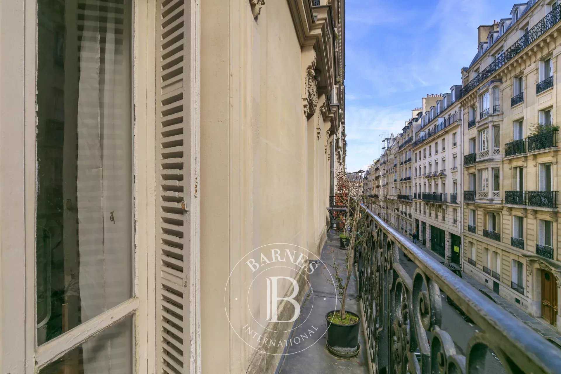 Appartement Paris 75008  -  ref 86869669 (picture 2)