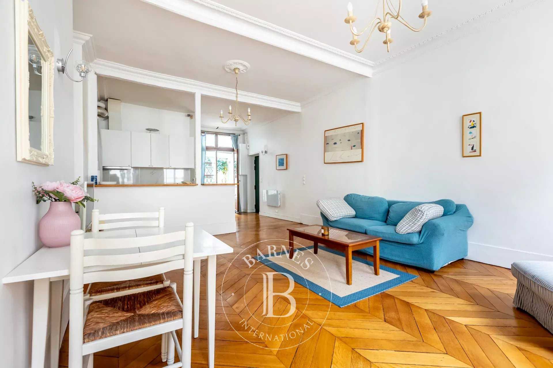 Appartement Paris 75008  -  ref 86344762 (picture 3)