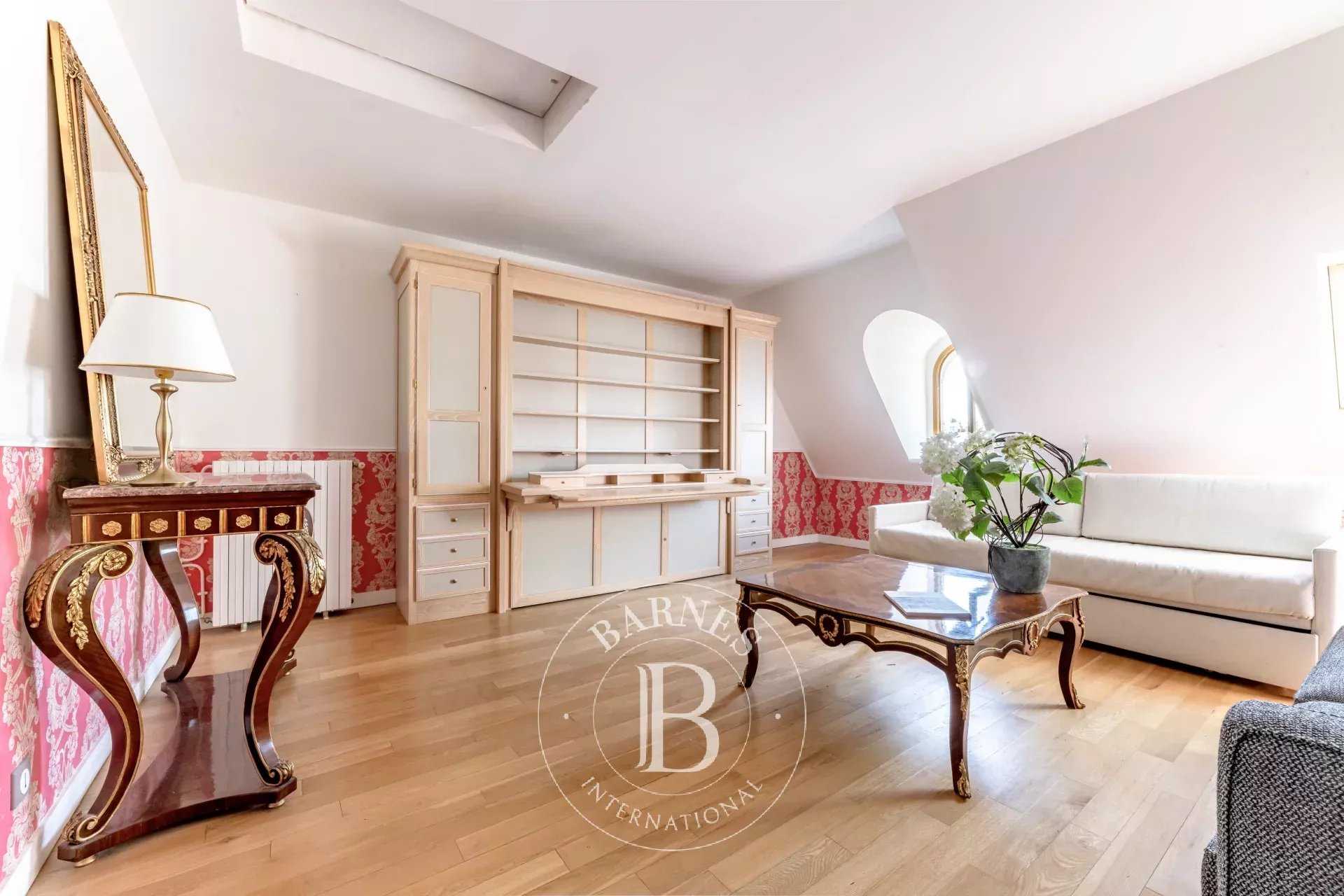 Appartement Paris 75008  -  ref 85833948 (picture 1)