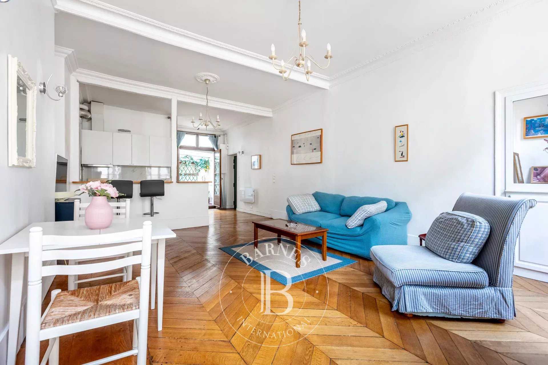 Appartement Paris 75008  -  ref 86344762 (picture 2)