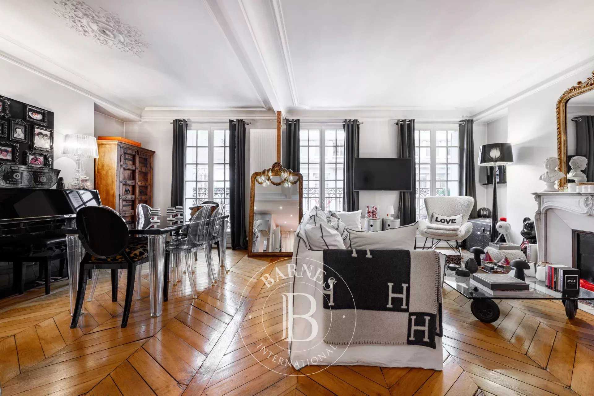 Apartment Paris 75008  -  ref 86478725 (picture 2)