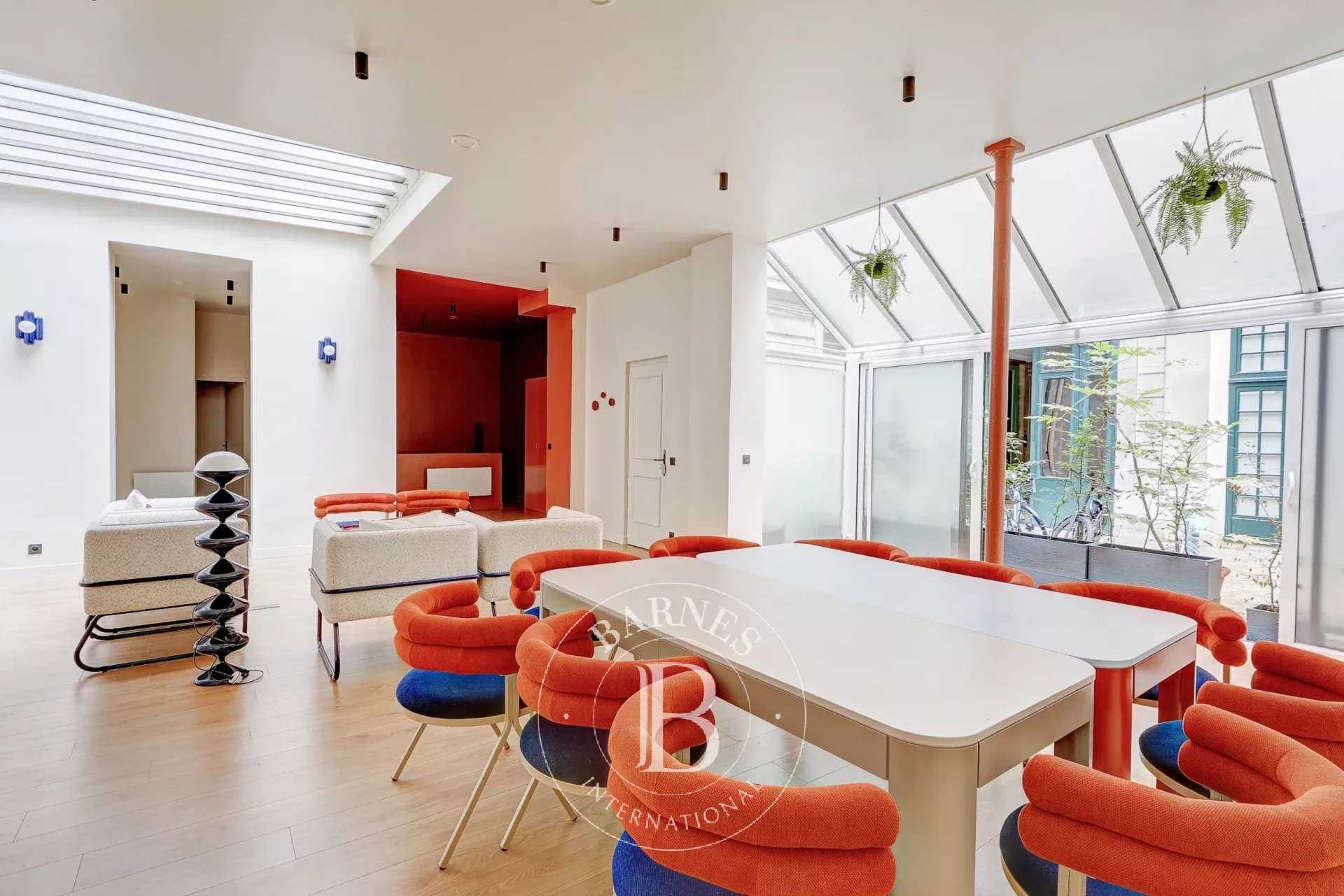 Apartment Paris 75008  -  ref 86193244 (picture 1)