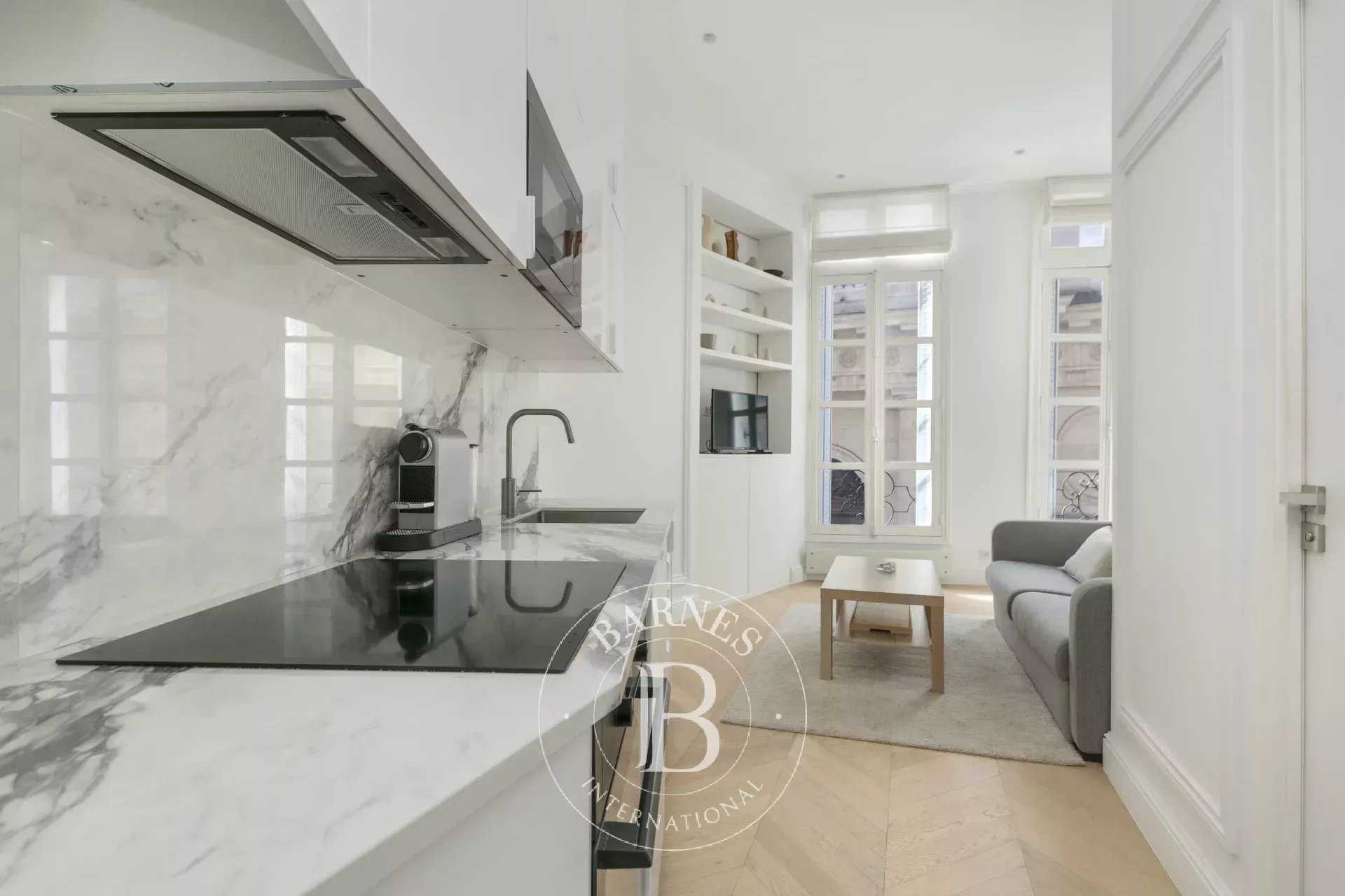 Appartement Paris 75001  -  ref 86219712 (picture 1)