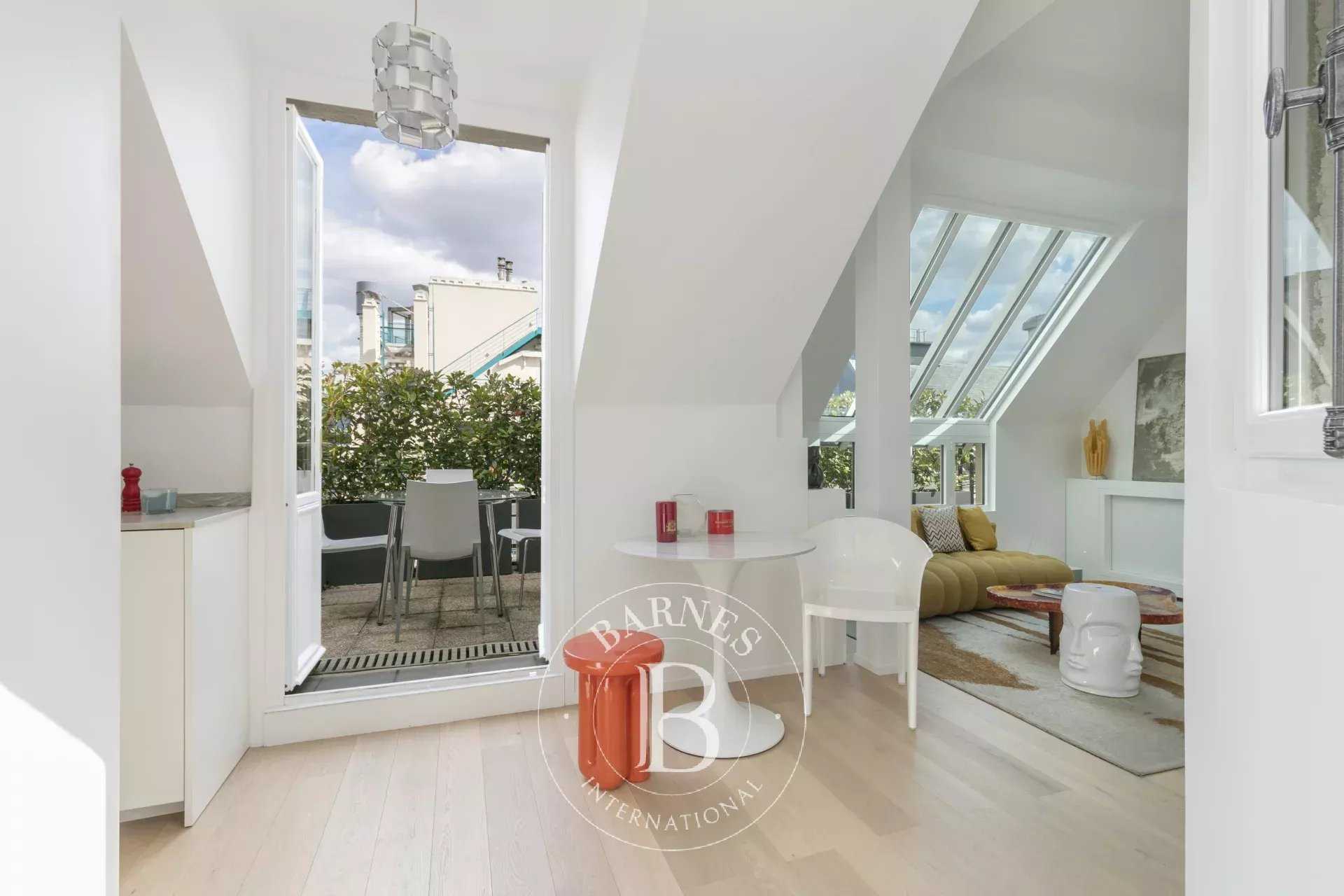 Piso Paris 75008  -  ref 87000810 (picture 2)