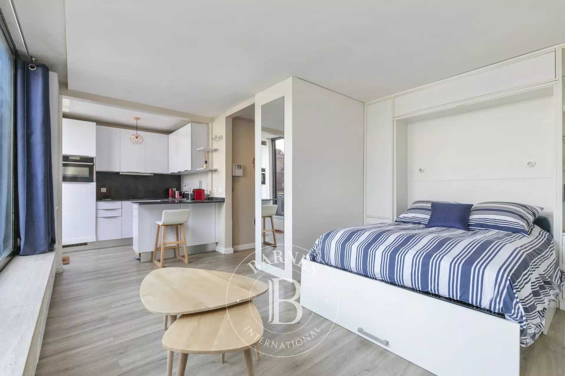 Apartment Paris 75008  -  ref 86843278 (picture 2)