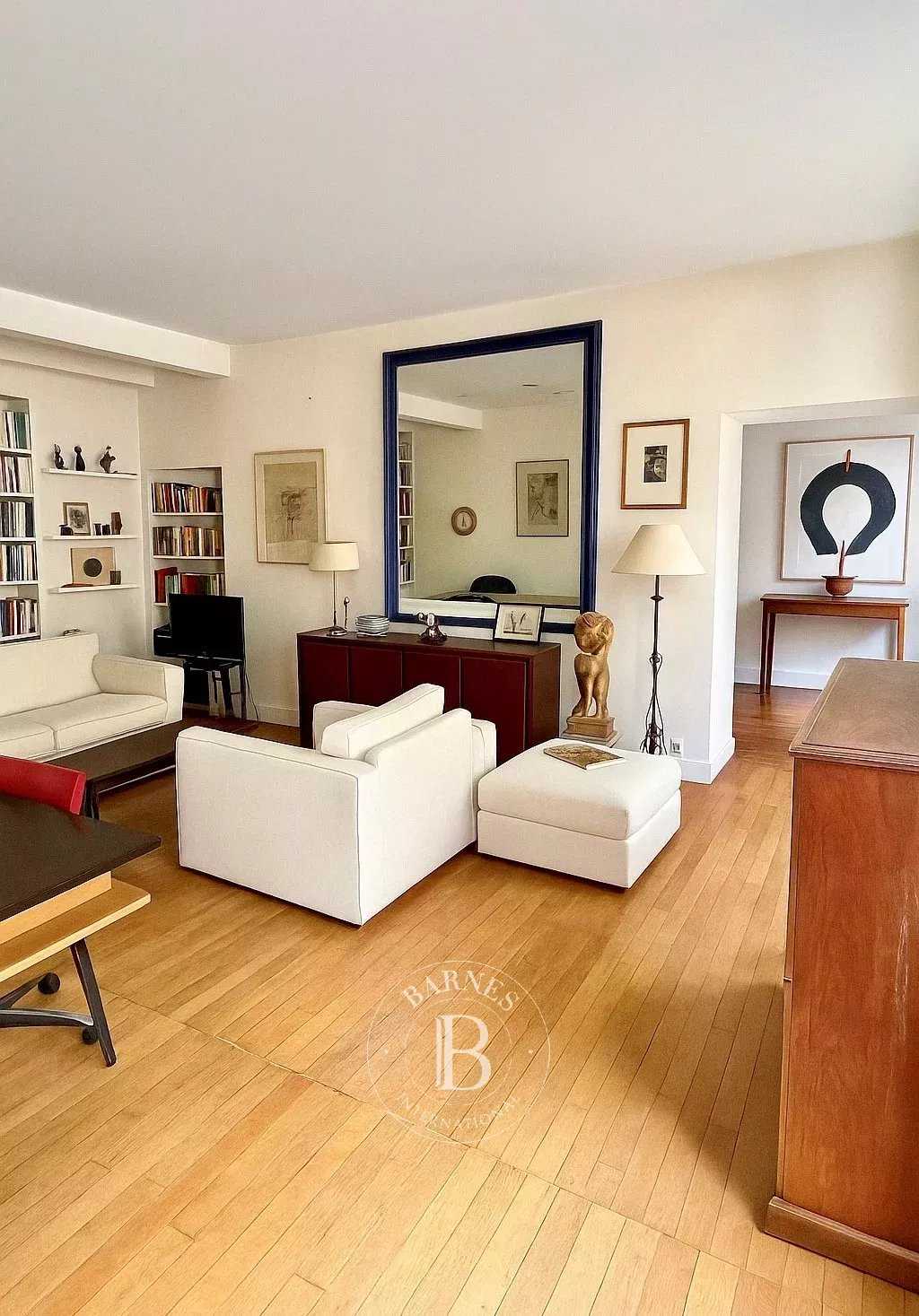 Apartment Paris 75001  -  ref 83274966 (picture 2)