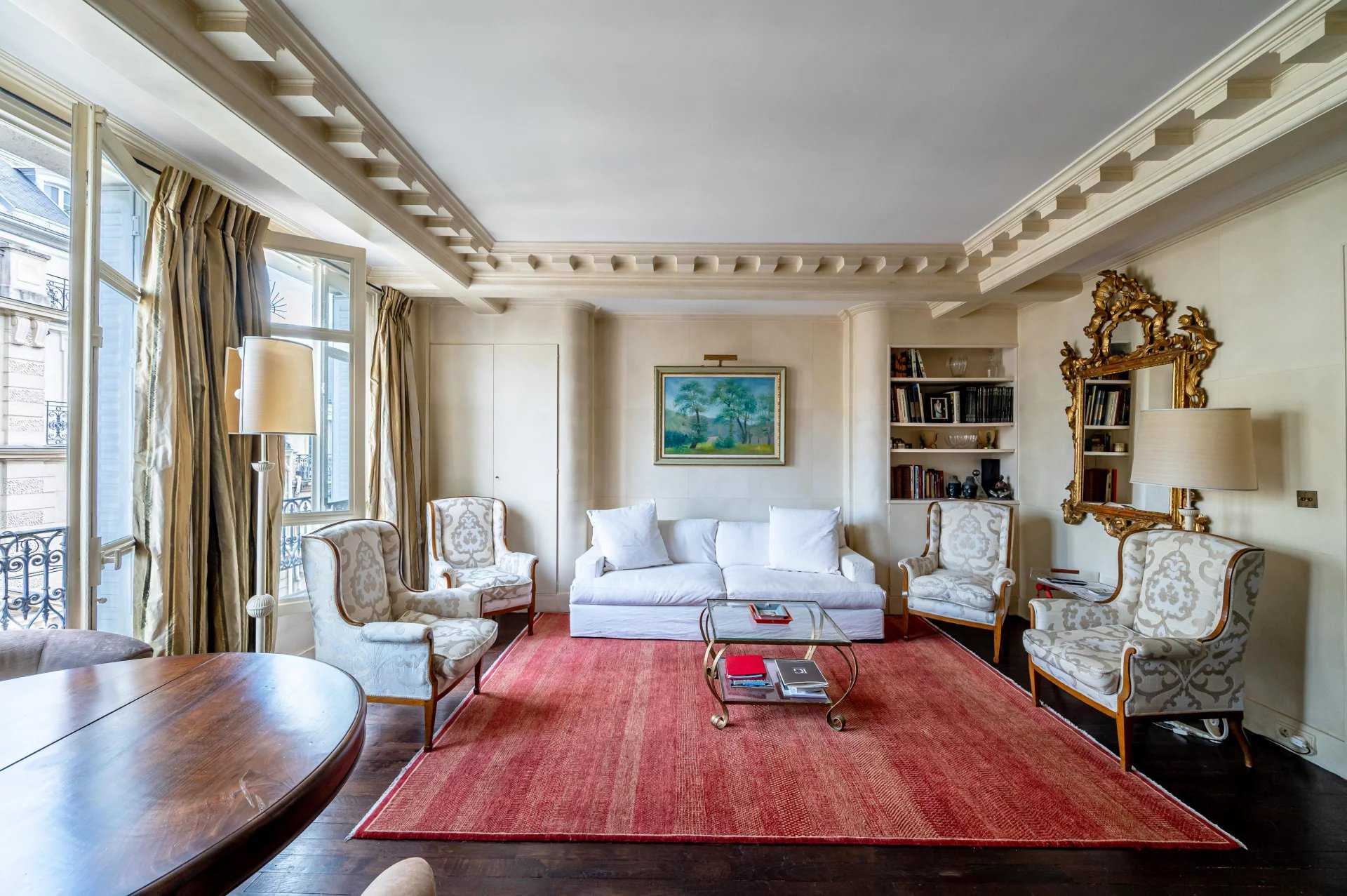 Apartment Paris 75008  -  ref 85757090 (picture 2)