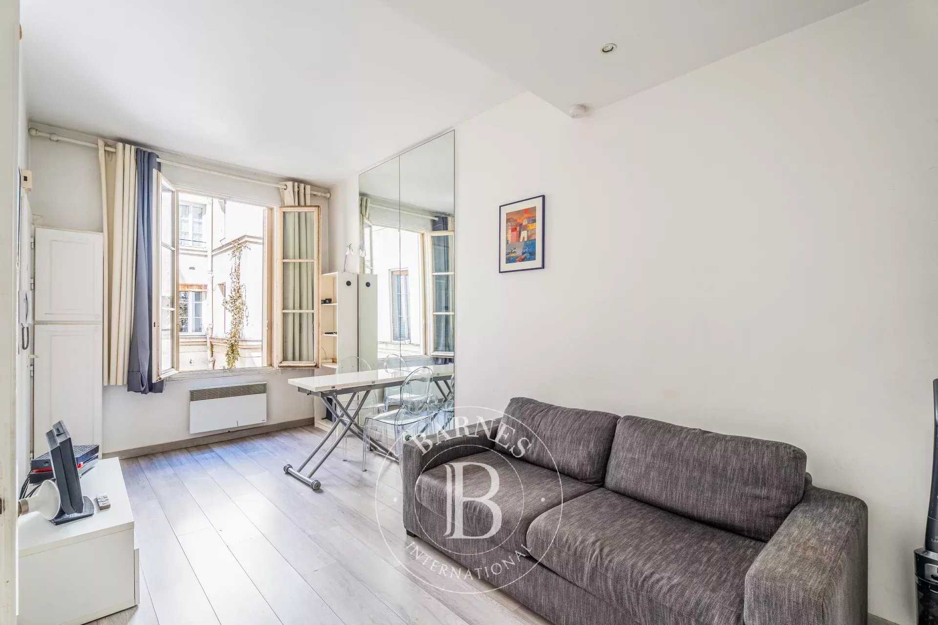 Appartement Paris 75001  -  ref 85935665 (picture 1)