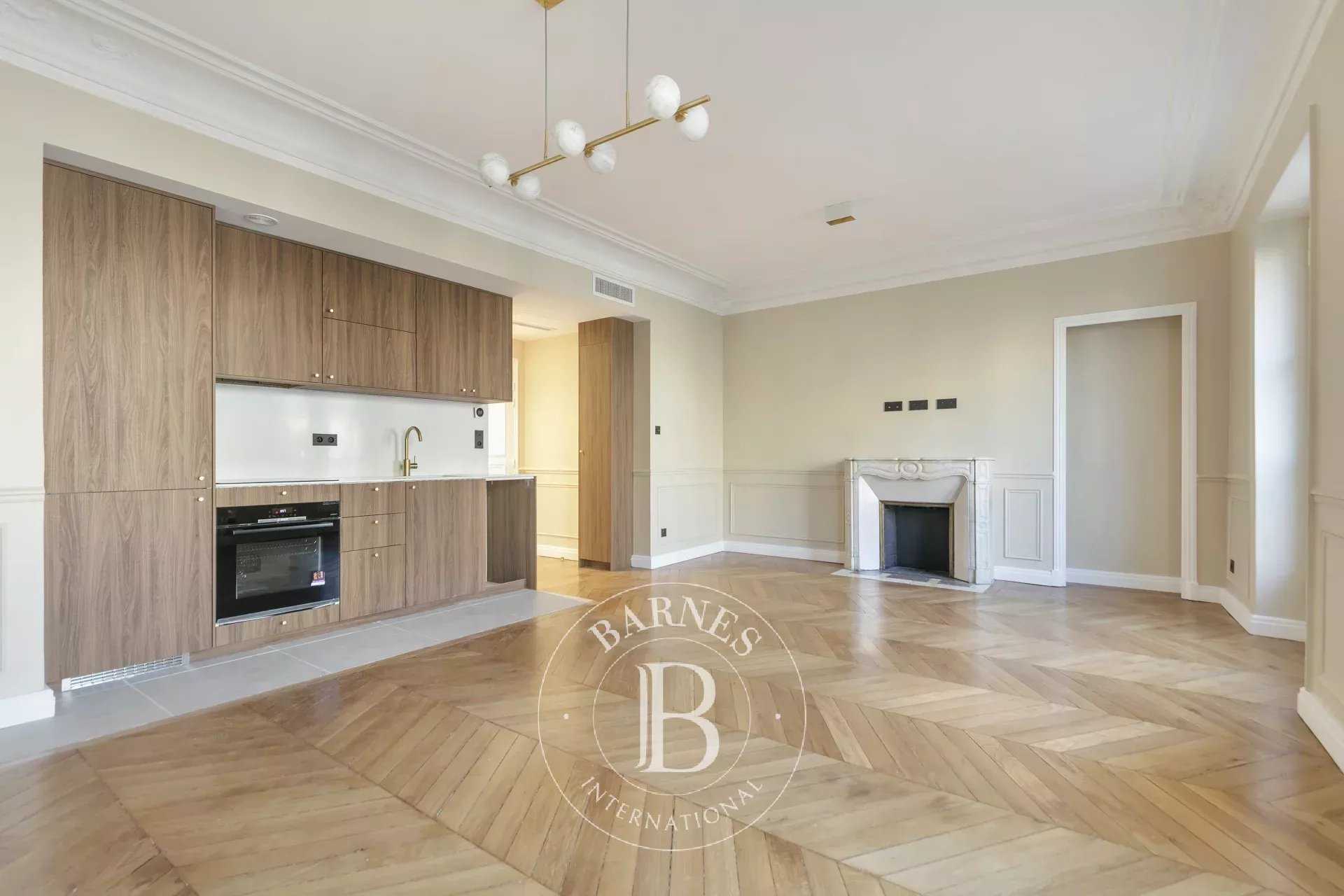 Appartement Paris 75008  -  ref 86727265 (picture 2)