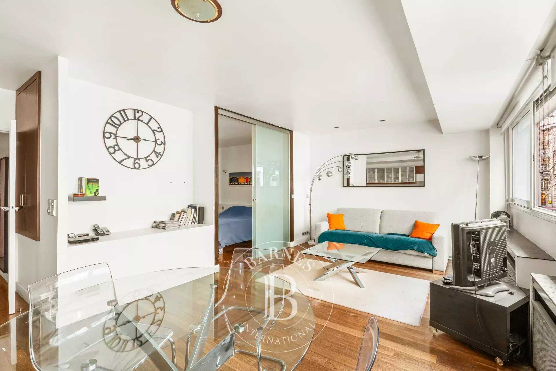 Appartement Paris 75008  -  ref 86723643 (picture 3)