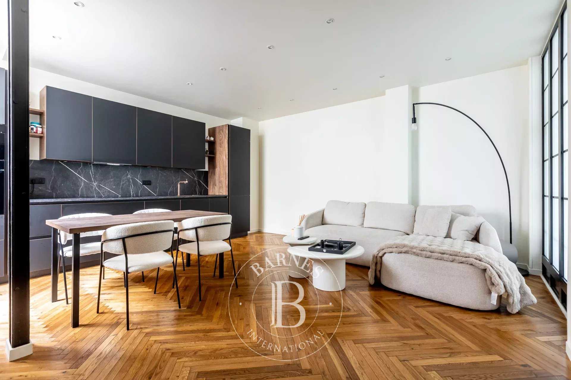 Appartement Paris 75008  -  ref 87020122 (picture 1)