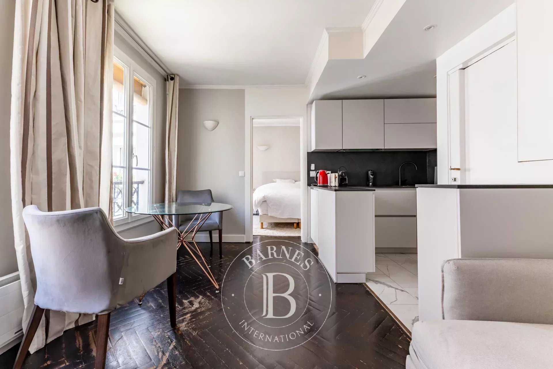 Appartement Paris 75008  -  ref 87042664 (picture 3)