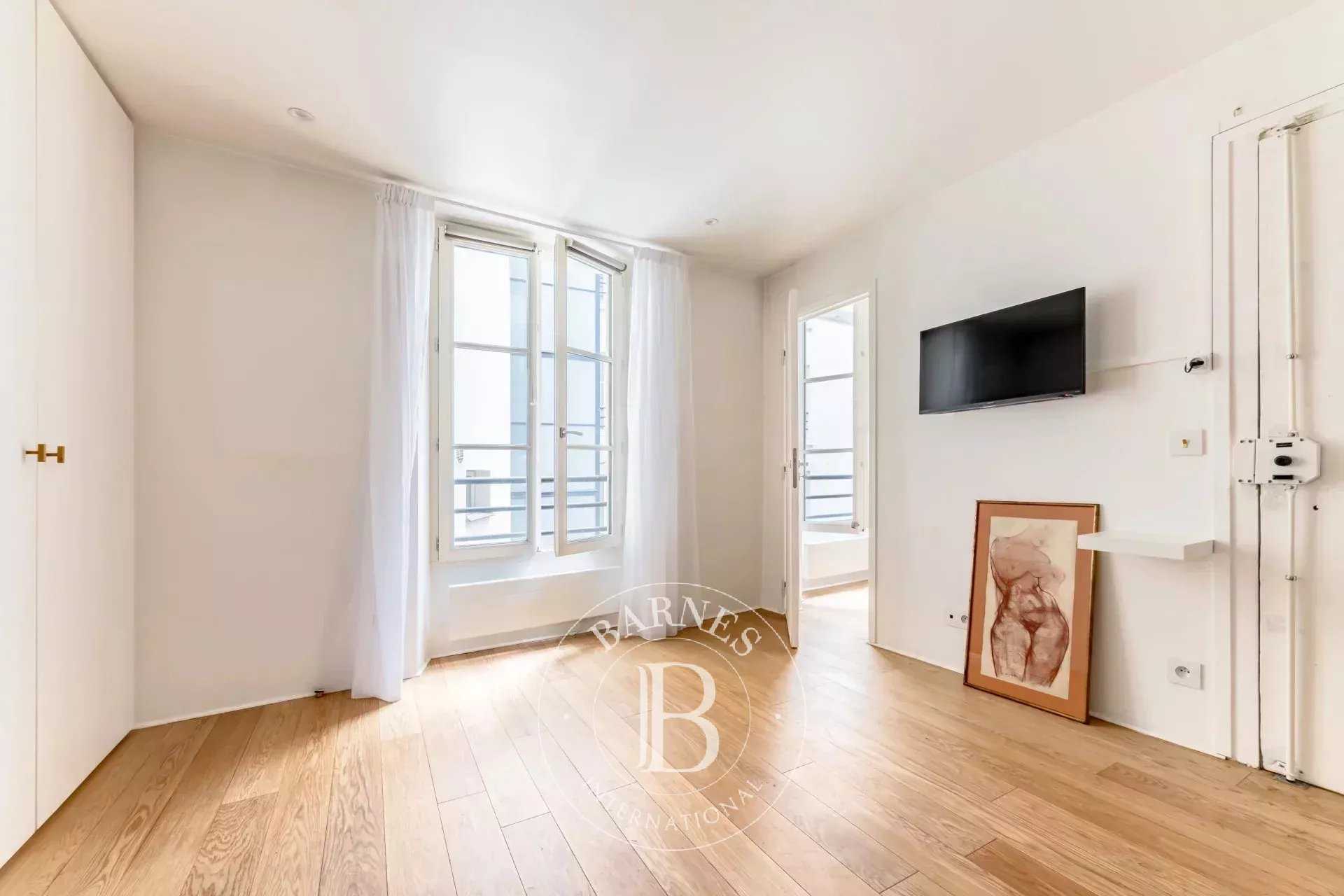Appartement Paris 75008  -  ref 87107385 (picture 2)