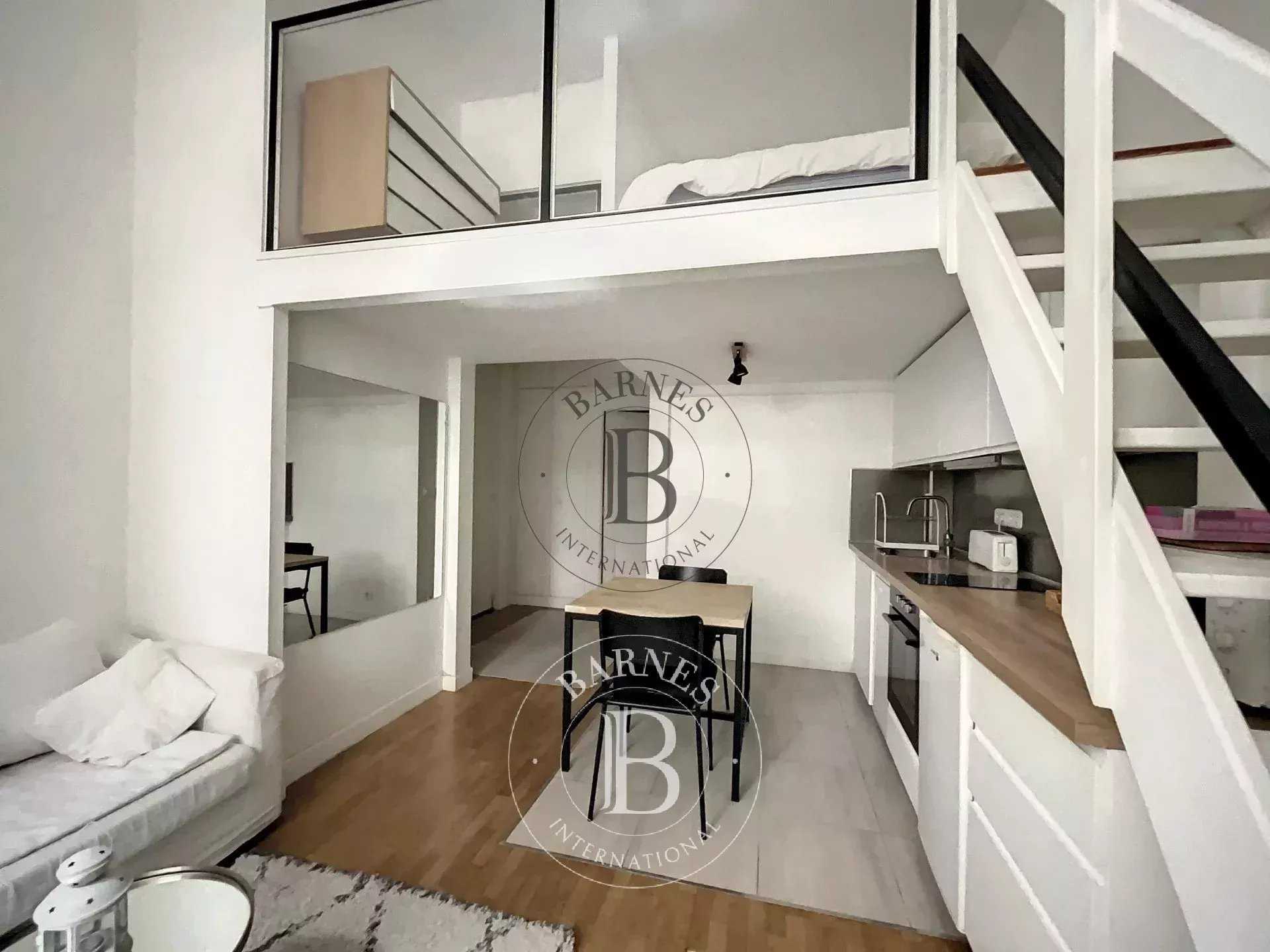 Appartement Paris 75008  -  ref 85734832 (picture 1)
