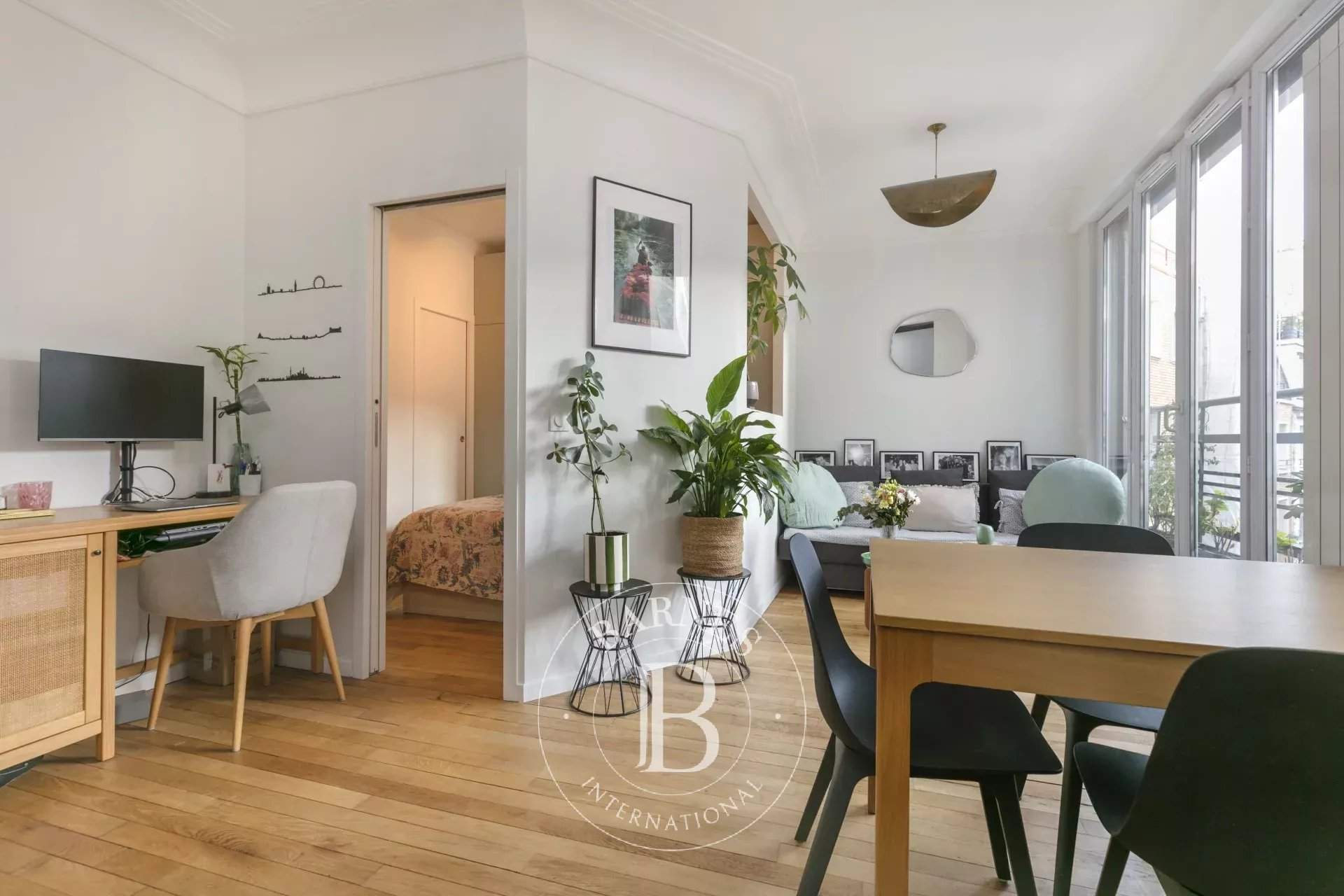 Paris  - Apartment 1 Bedroom - picture 2