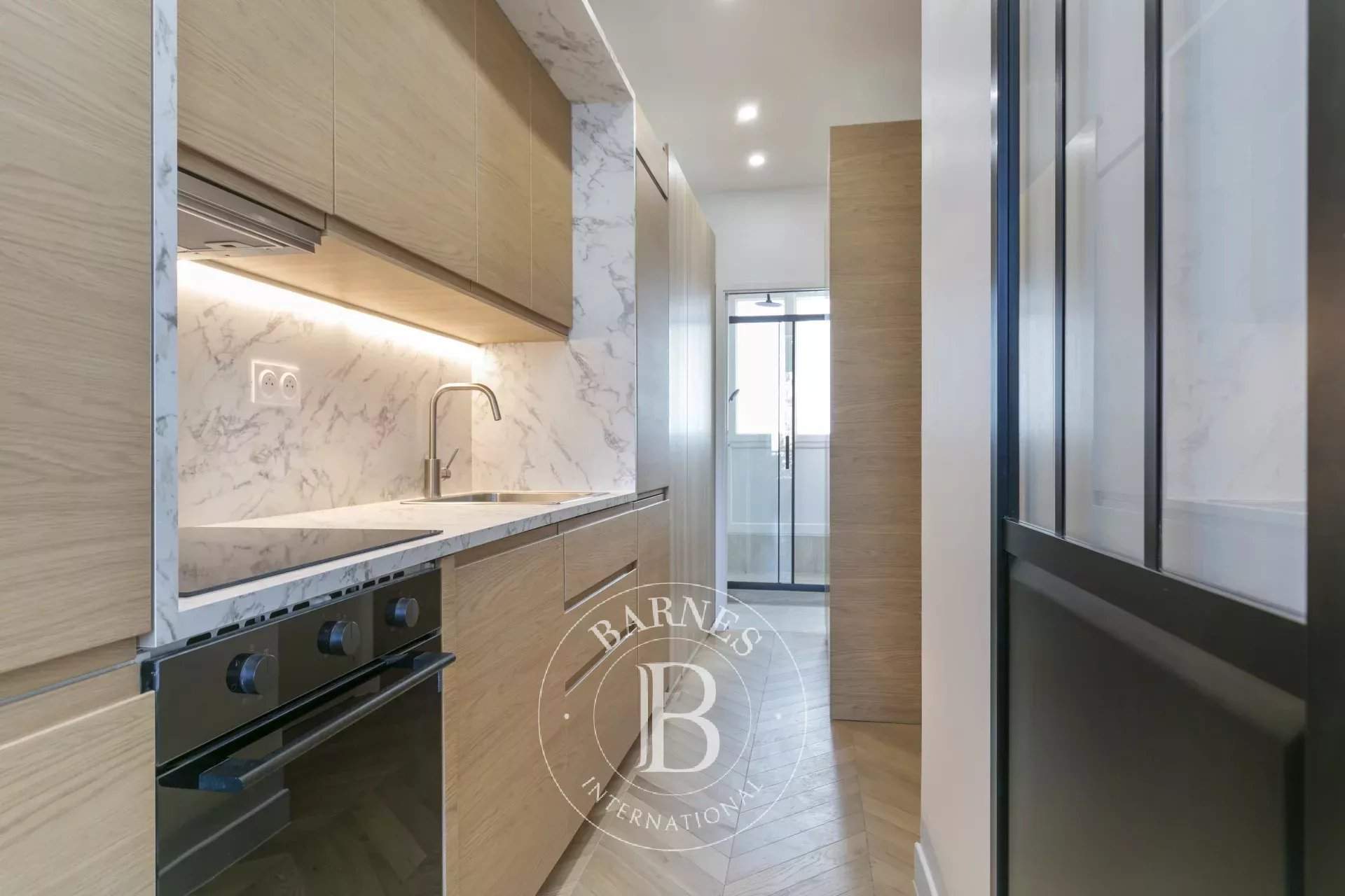 Paris  - Appartement 2 Pi&egrave;ces, 1 Chambre - picture 6