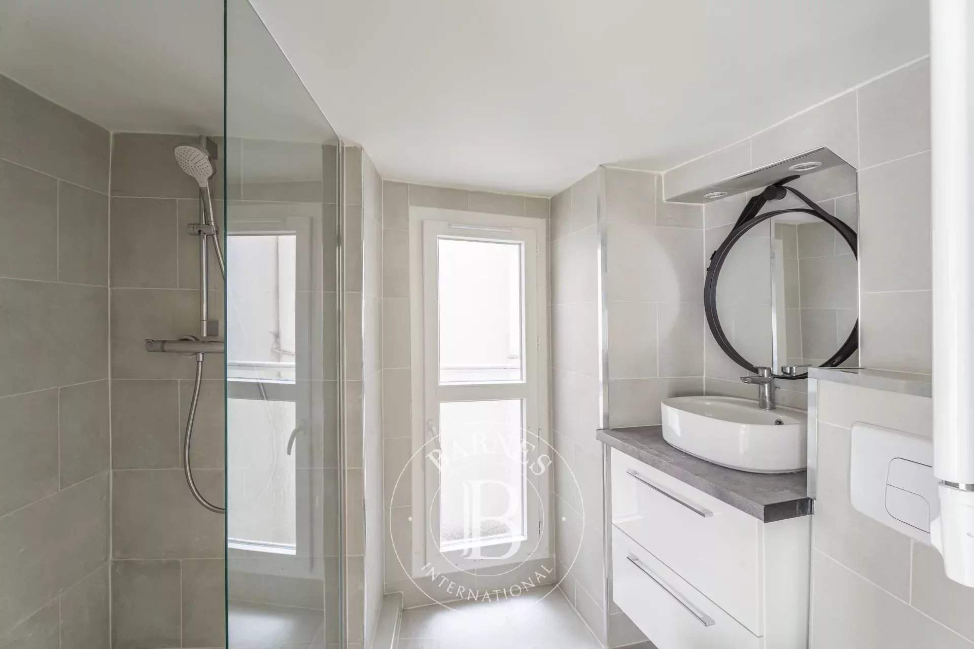 Paris  - Appartement  - picture 10