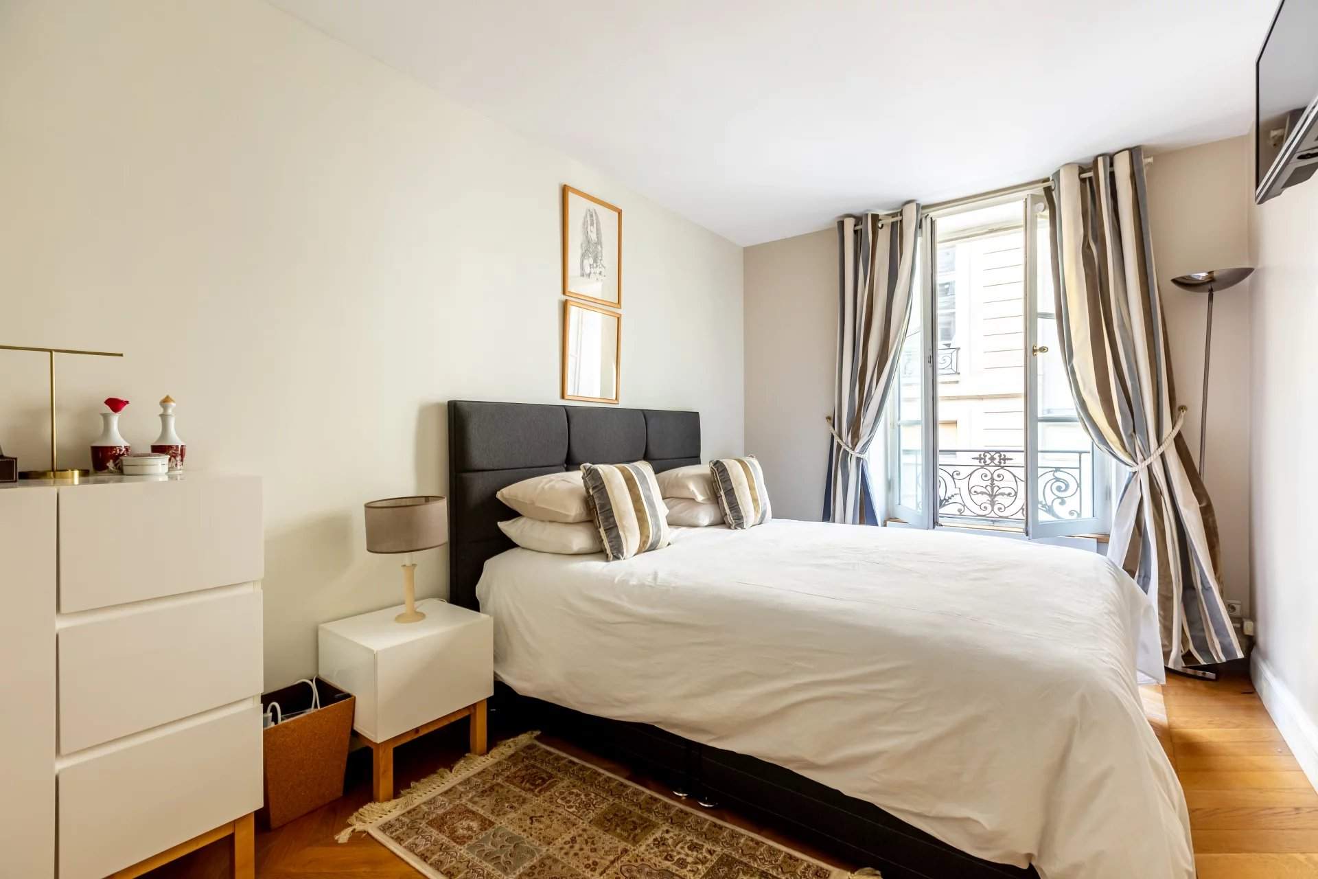 Paris  - Appartement 4 Pi&egrave;ces 2 Chambres - picture 10