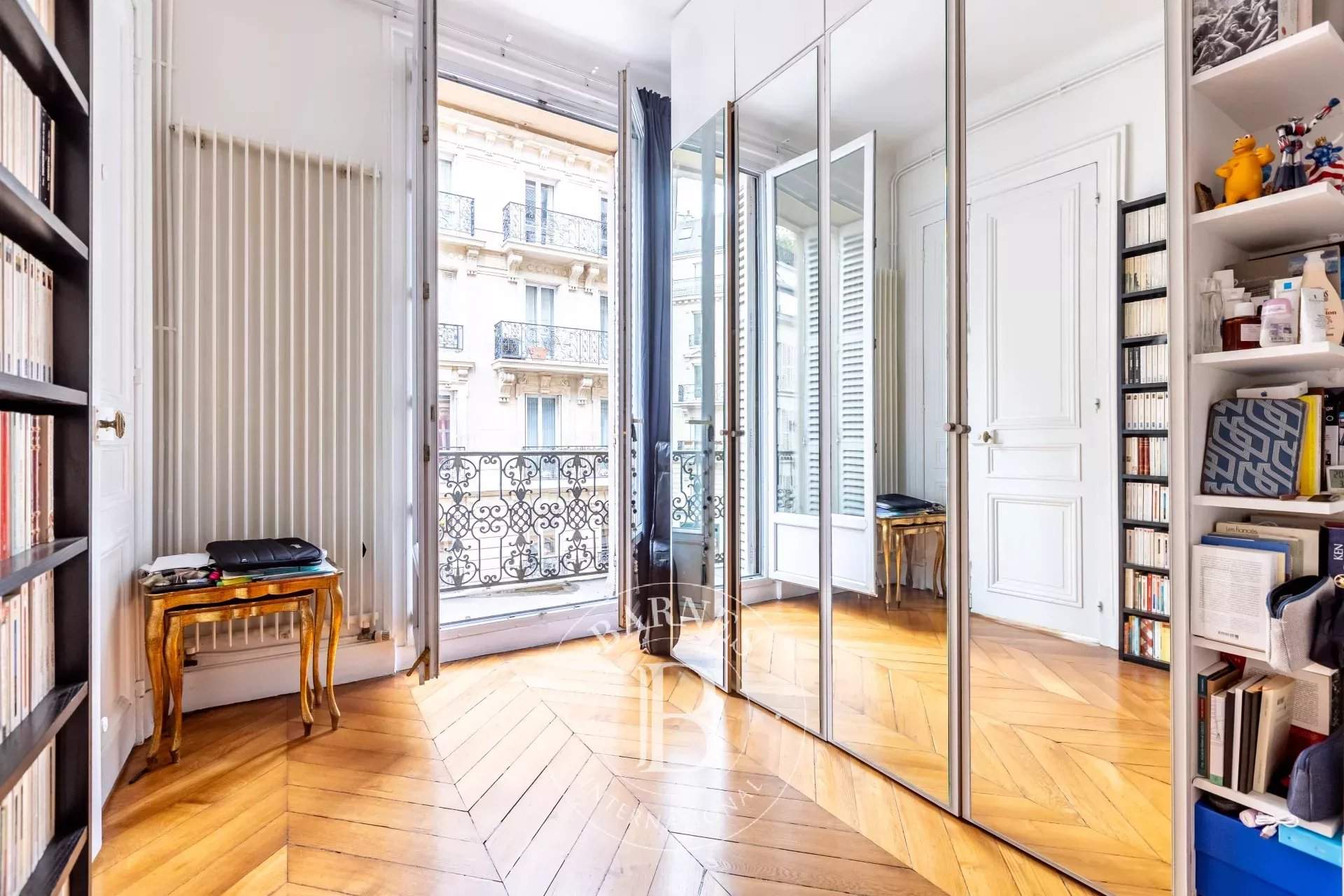 Paris  - Apartment 1 Bedroom - picture 10