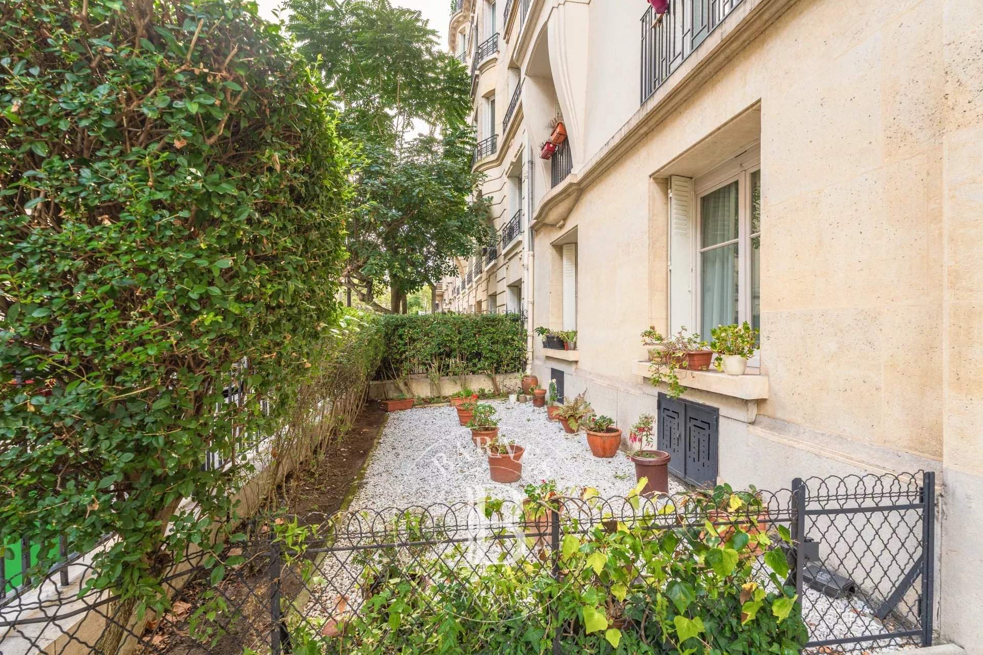 Paris  - Apartment 1 Bedroom - picture 12