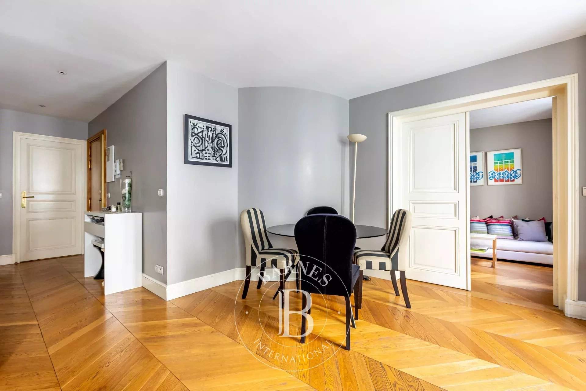 Paris  - Appartement 4 Pi&egrave;ces 2 Chambres - picture 3