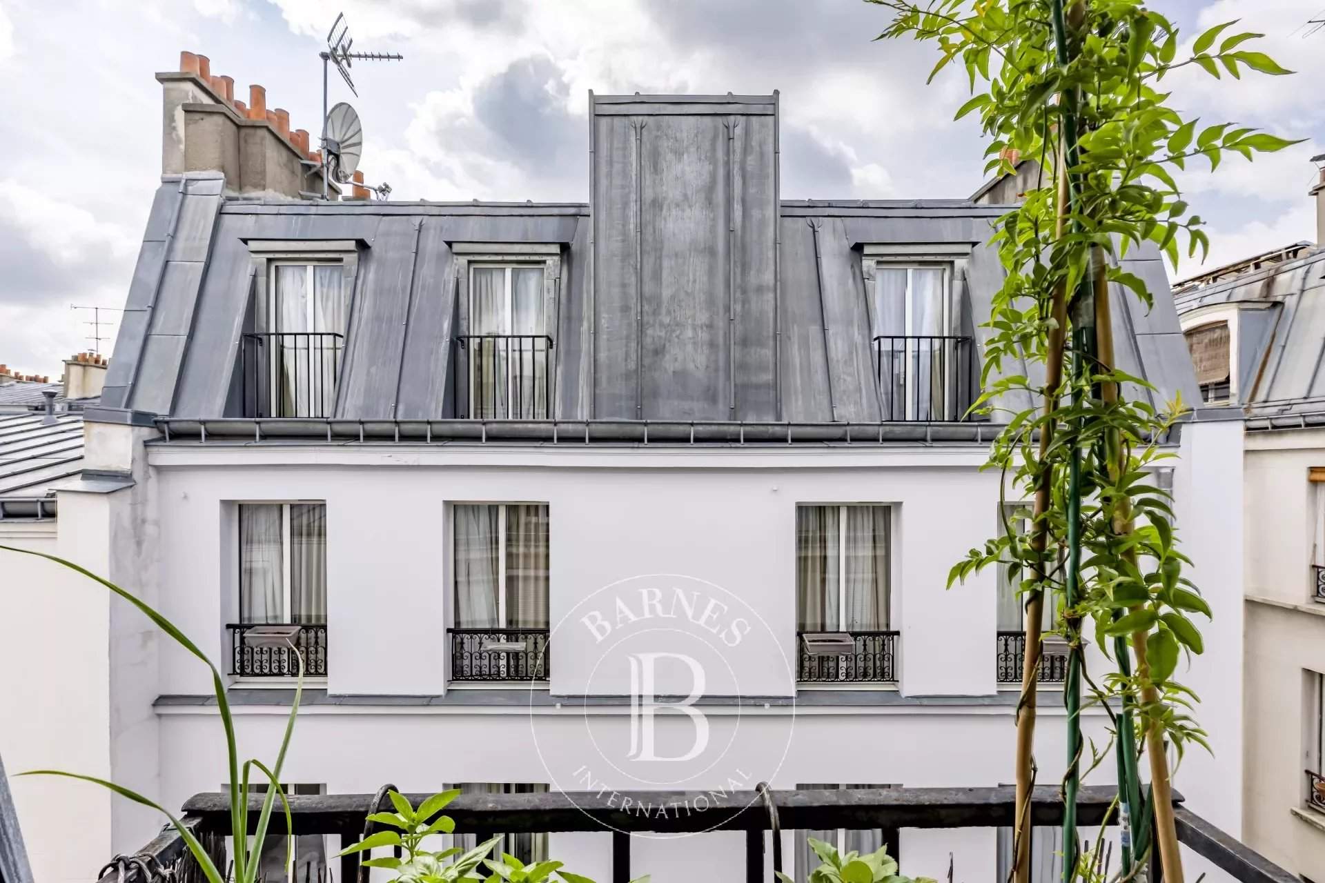 Paris  - Apartment  - picture 1