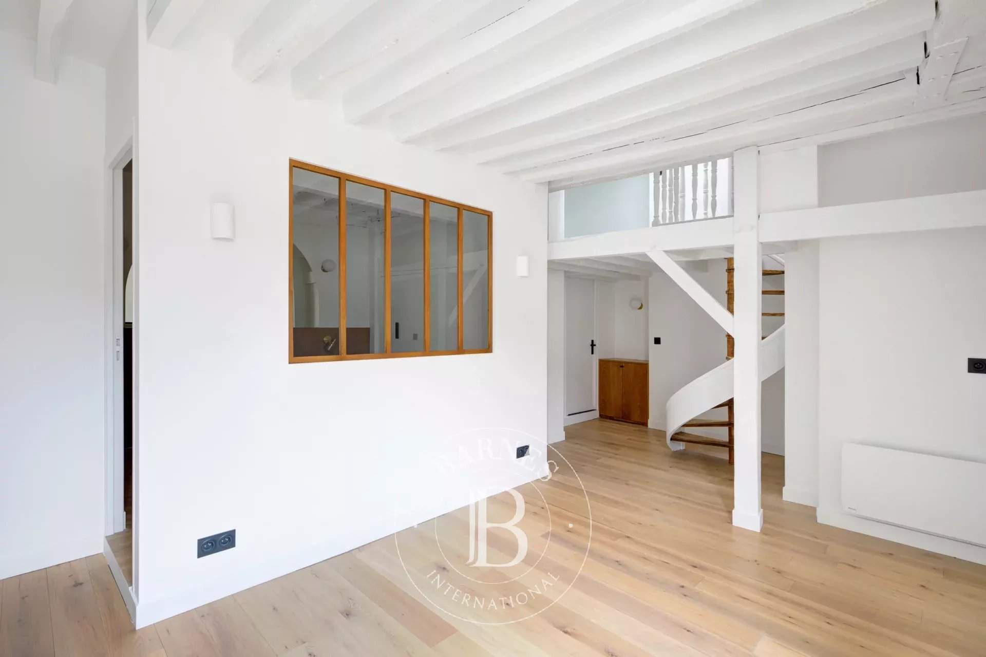 Paris  - Apartment 2 Bedrooms - picture 1